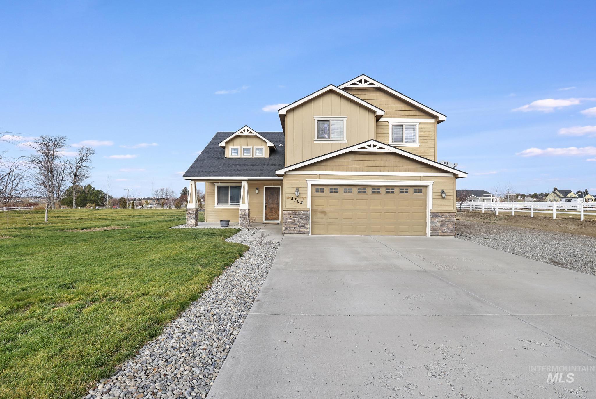 3704 E 3770 N, Kimberly, Idaho 83341, 3 Bedrooms, 2.5 Bathrooms, Residential For Sale, Price $475,000, 98971192