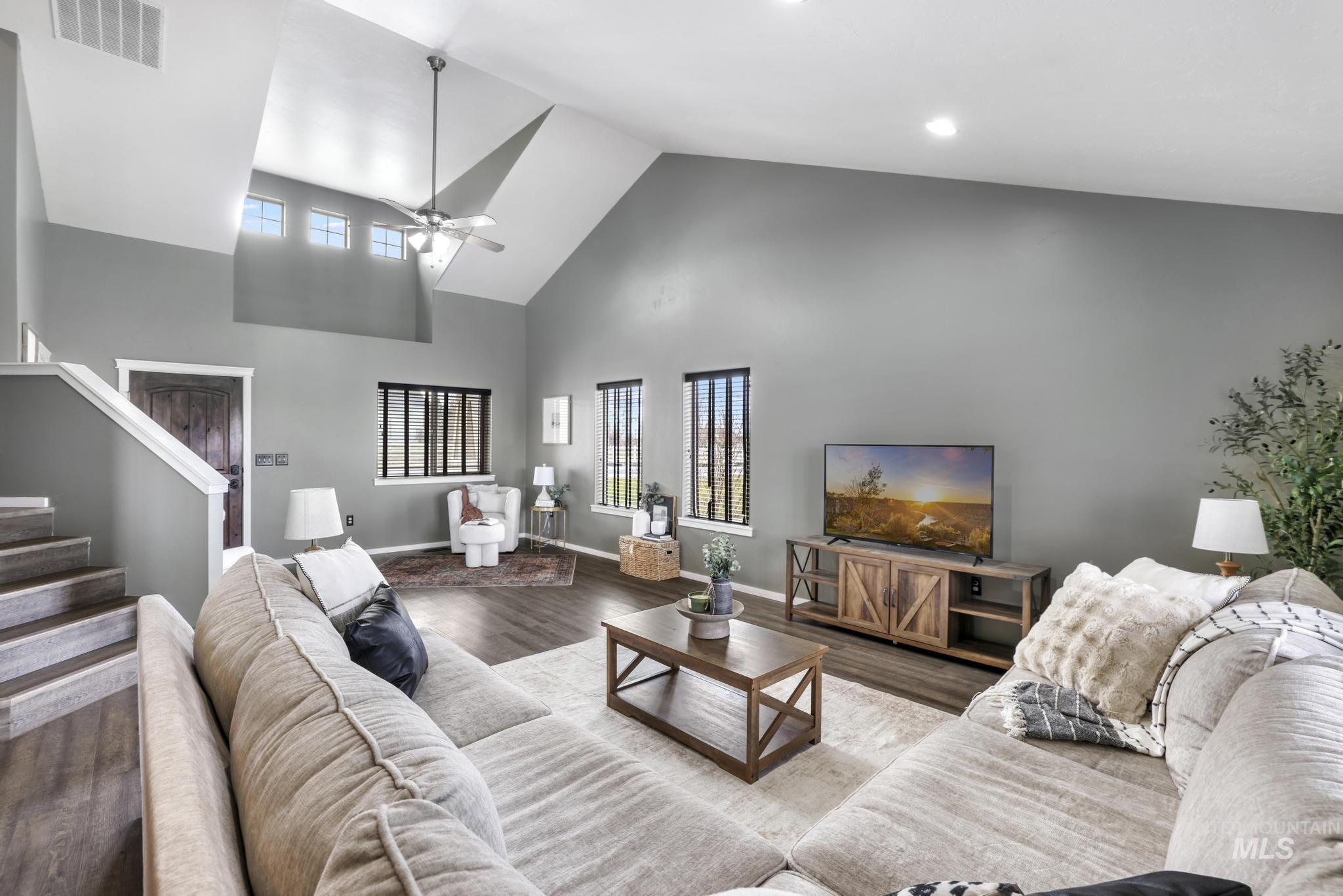 3704 E 3770 N, Kimberly, Idaho 83341, 3 Bedrooms, 2.5 Bathrooms, Residential For Sale, Price $475,000, 98971192