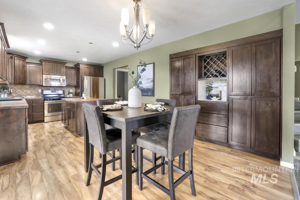 3704 E 3770 N, Kimberly, Idaho 83341, 3 Bedrooms, 2.5 Bathrooms, Residential For Sale, Price $475,000,MLS 98971192