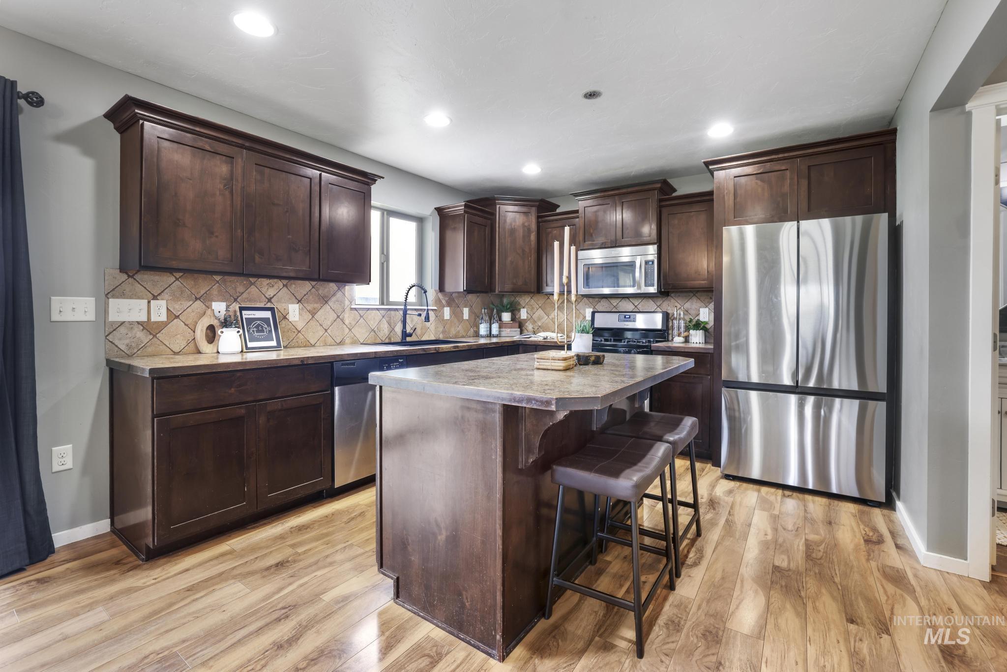 3704 E 3770 N, Kimberly, Idaho 83341, 3 Bedrooms, 2.5 Bathrooms, Residential For Sale, Price $475,000, 98971192