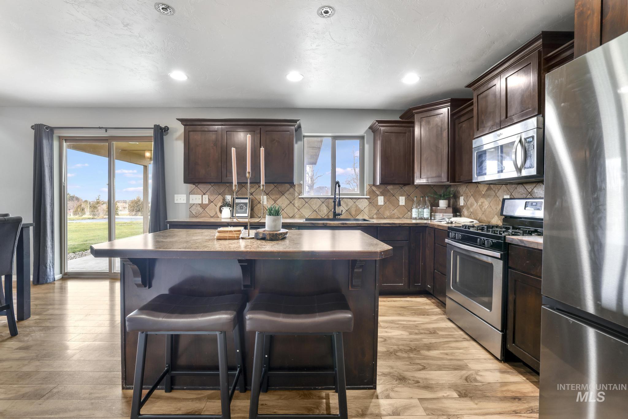 3704 E 3770 N, Kimberly, Idaho 83341, 3 Bedrooms, 2.5 Bathrooms, Residential For Sale, Price $475,000, 98971192