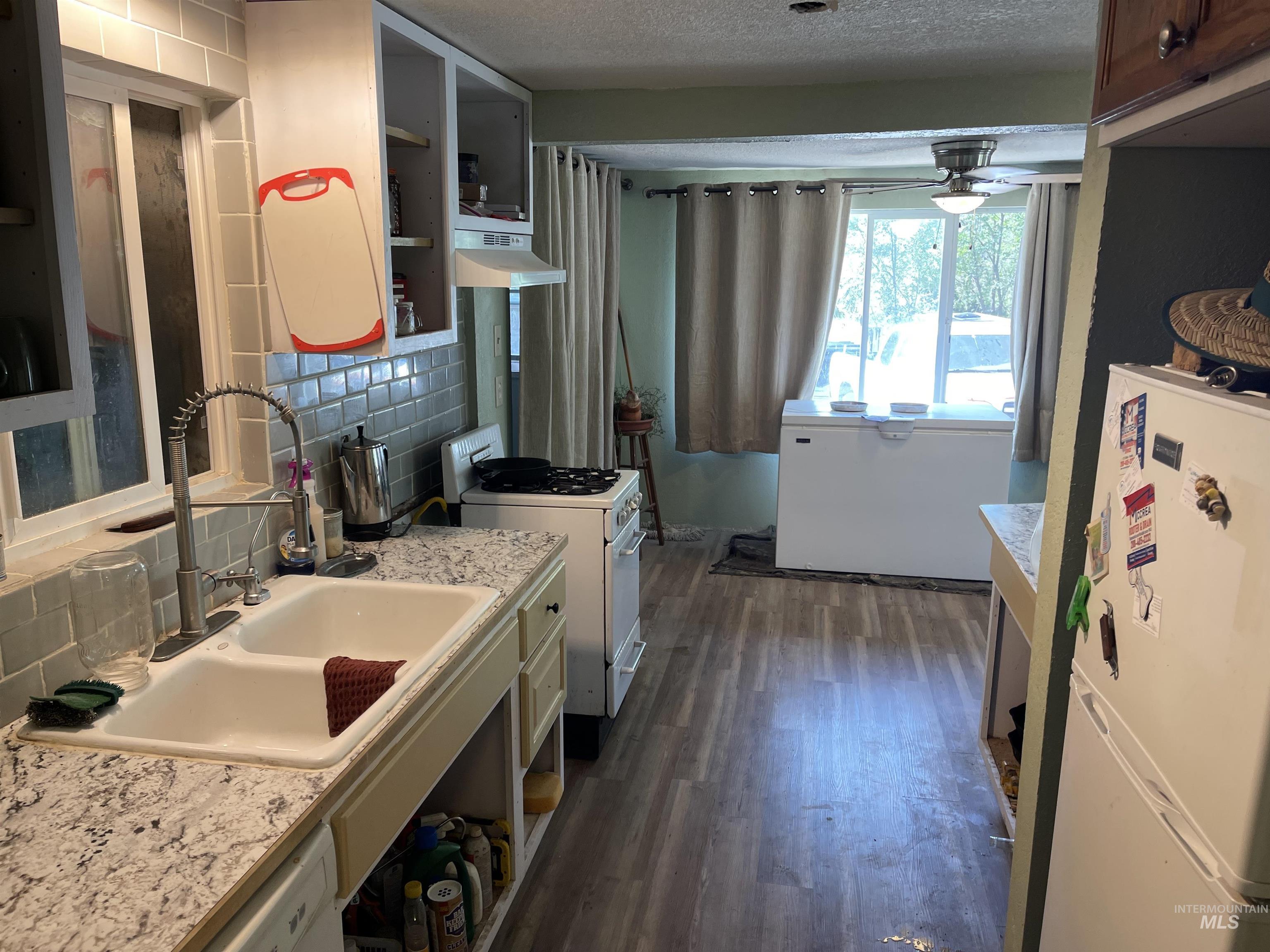 12230 Highway 95, Payette, Idaho 83661, 3 Bedrooms, 2 Bathrooms, Residential For Sale, Price $245,000, 98971197