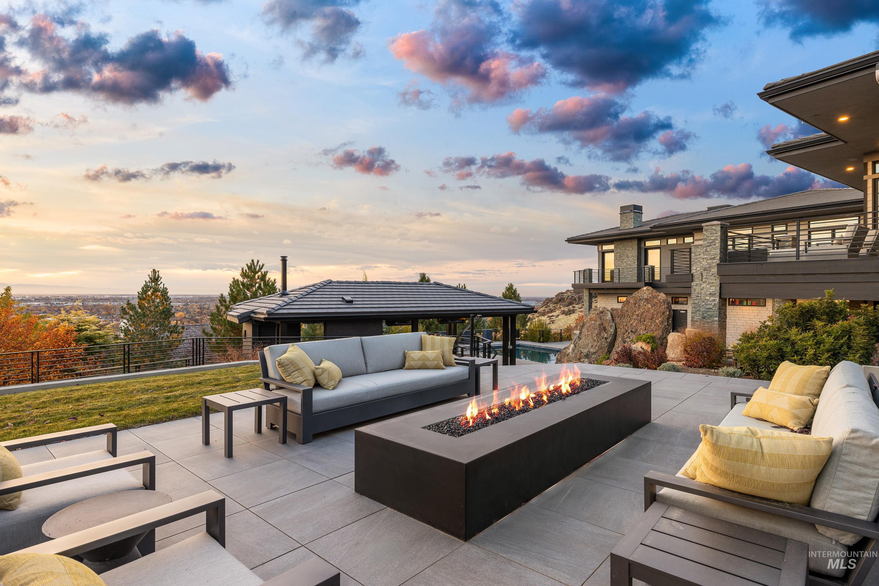 1674 S Ridge Point Pl, Boise, Idaho 83712, 6 Bedrooms, 6.5 Bathrooms, Residential For Sale, Price $4,200,000,MLS 98971200