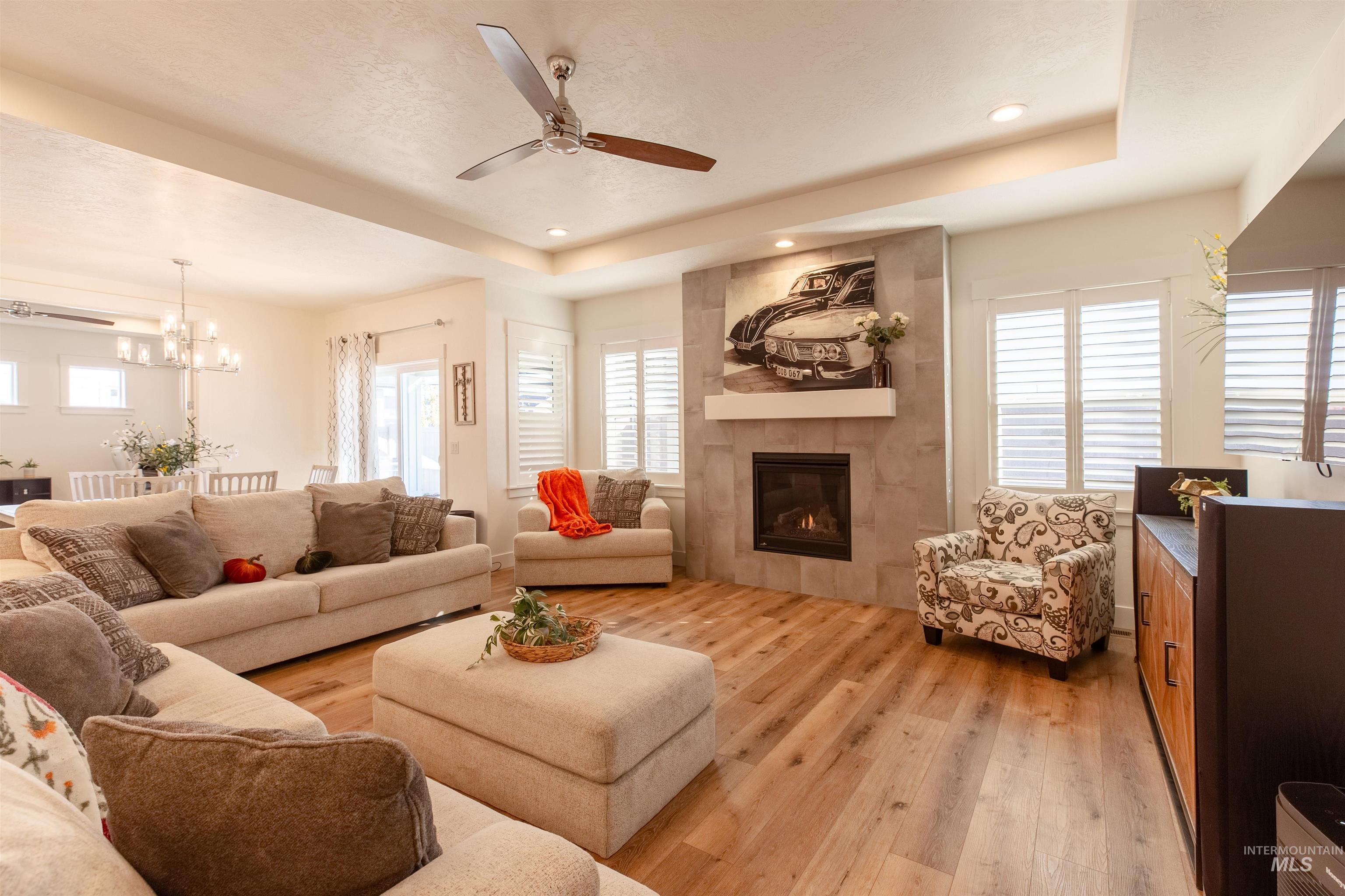 5826 S Cubola Way, Meridian, Idaho 83642, 3 Bedrooms, 2.5 Bathrooms, Residential For Sale, Price $799,900, 98971202