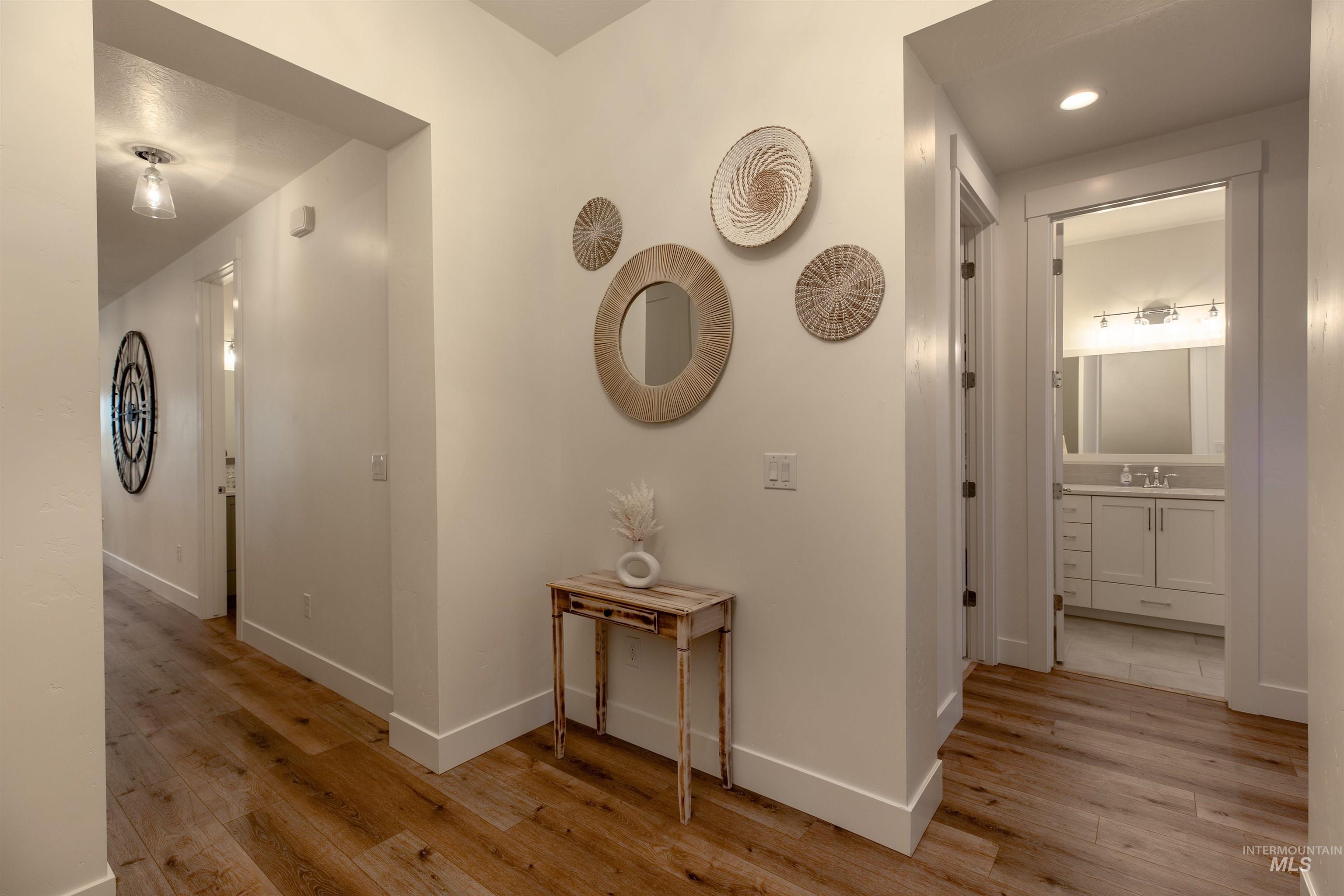 5826 S Cubola Way, Meridian, Idaho 83642, 3 Bedrooms, 2.5 Bathrooms, Residential For Sale, Price $799,900, 98971202