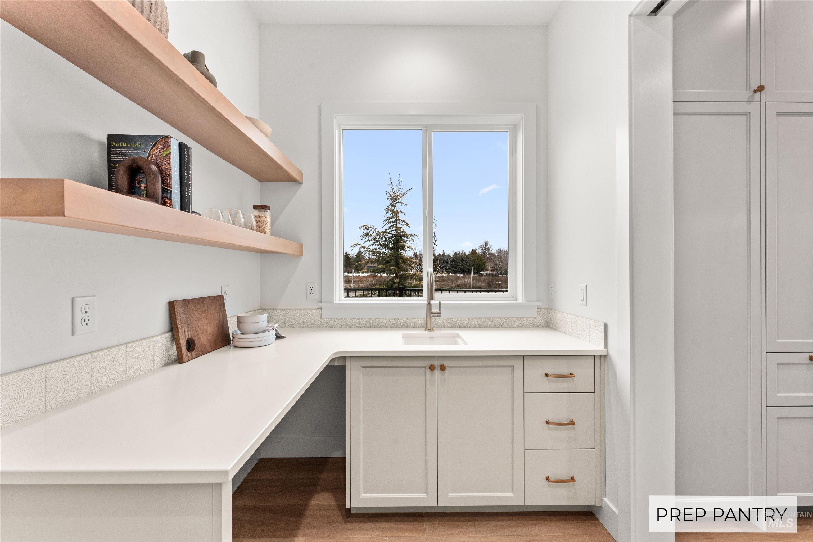 3319 W Tahoe View, Eagle, Idaho 83616, 3 Bedrooms, 3.5 Bathrooms, Residential For Sale, Price $1,275,000, 98971204