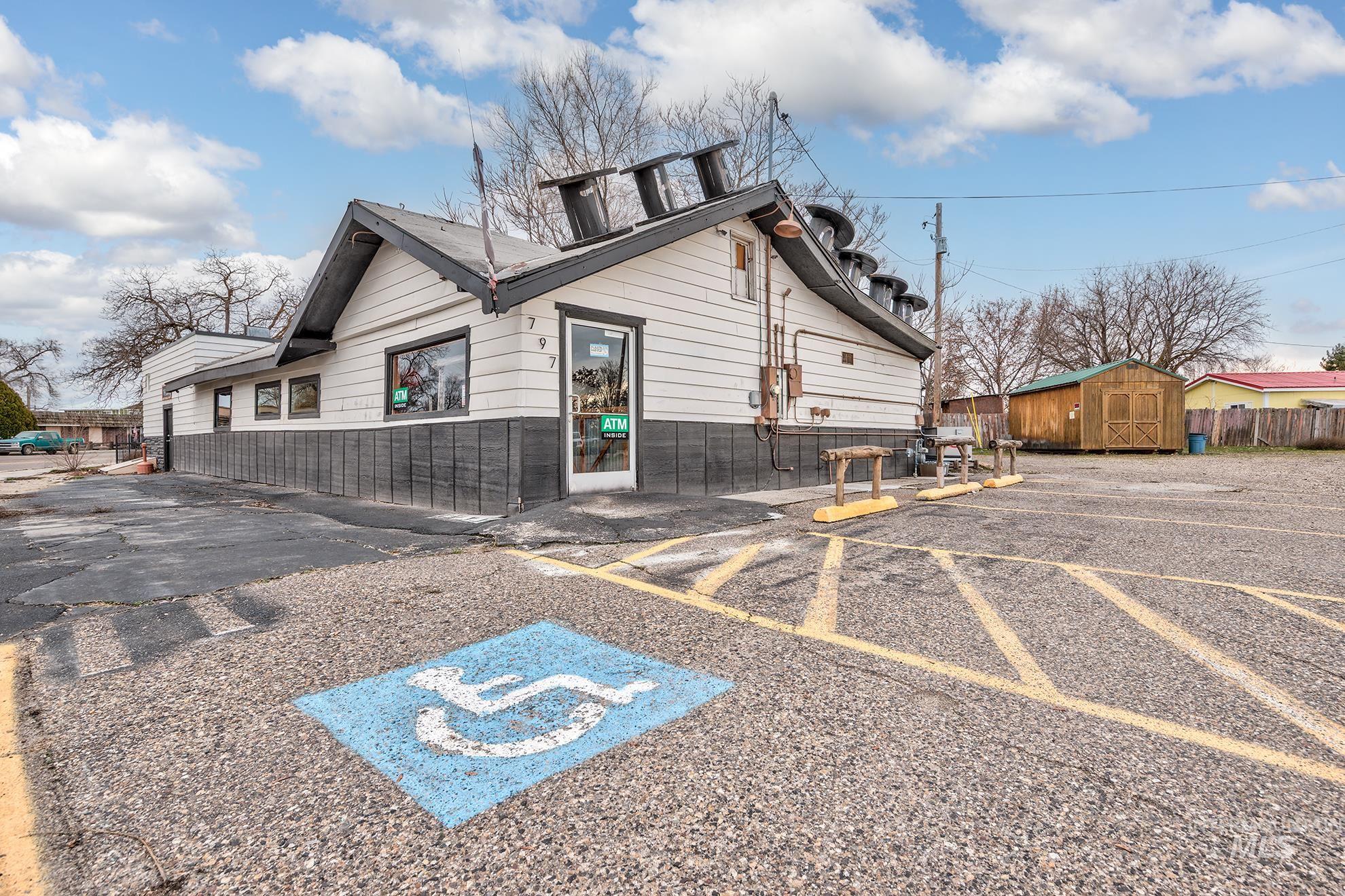 797 N Oregon St, Ontario, Oregon 97914, Business/Commercial For Sale, Price $335,000,MLS 98971209