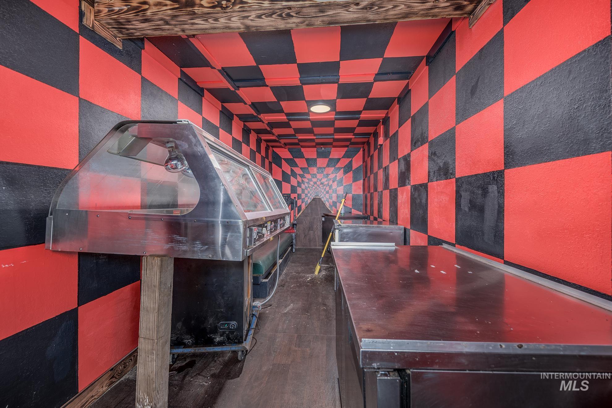 797 N Oregon St, Ontario, Oregon 97914, Business/Commercial For Sale, Price $335,000,MLS 98971209