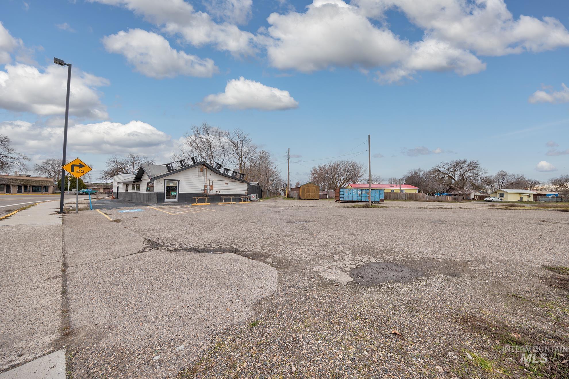 797 N Oregon St, Ontario, Oregon 97914, Business/Commercial For Sale, Price $335,000,MLS 98971209