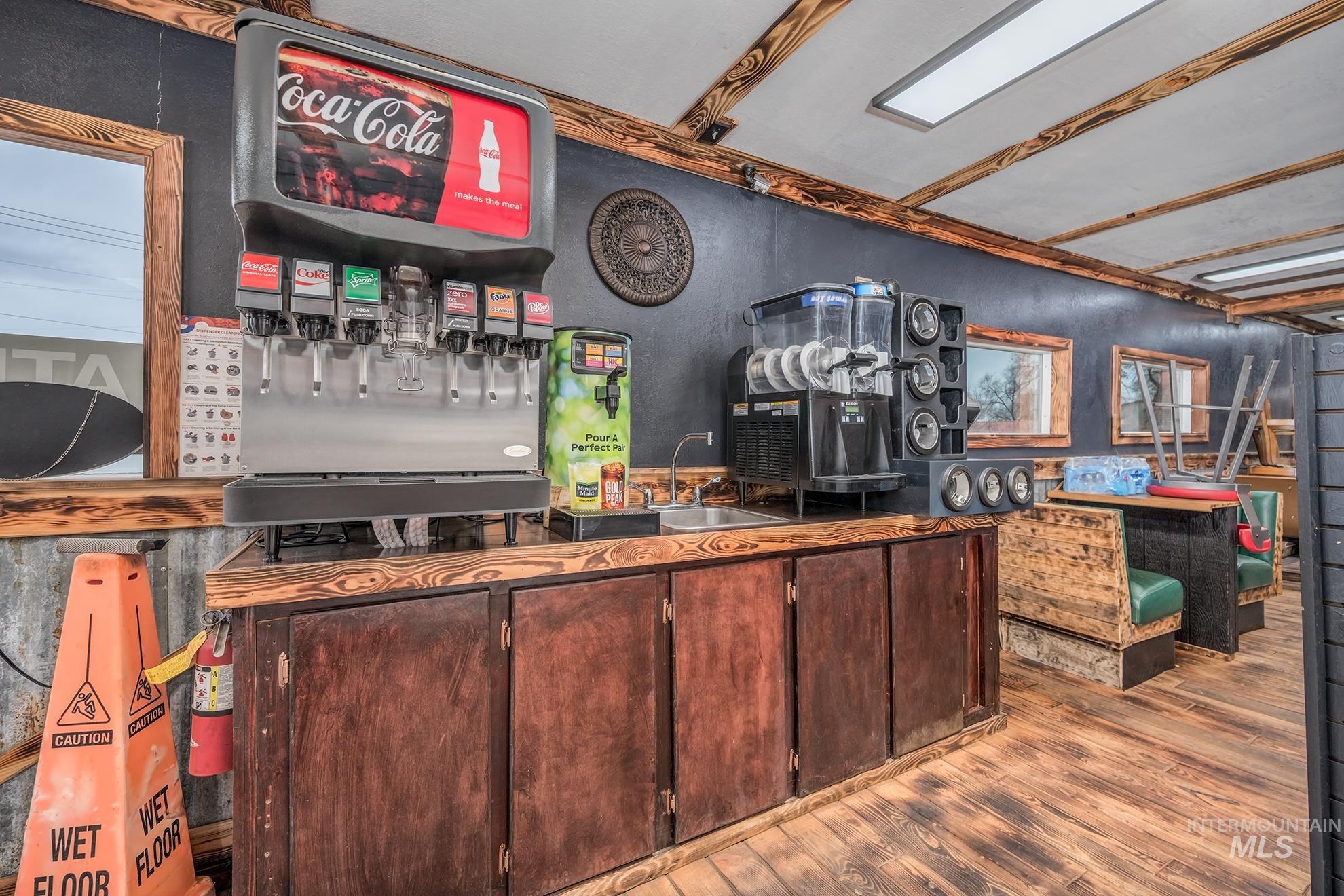 797 N Oregon St, Ontario, Oregon 97914, Business/Commercial For Sale, Price $335,000,MLS 98971209