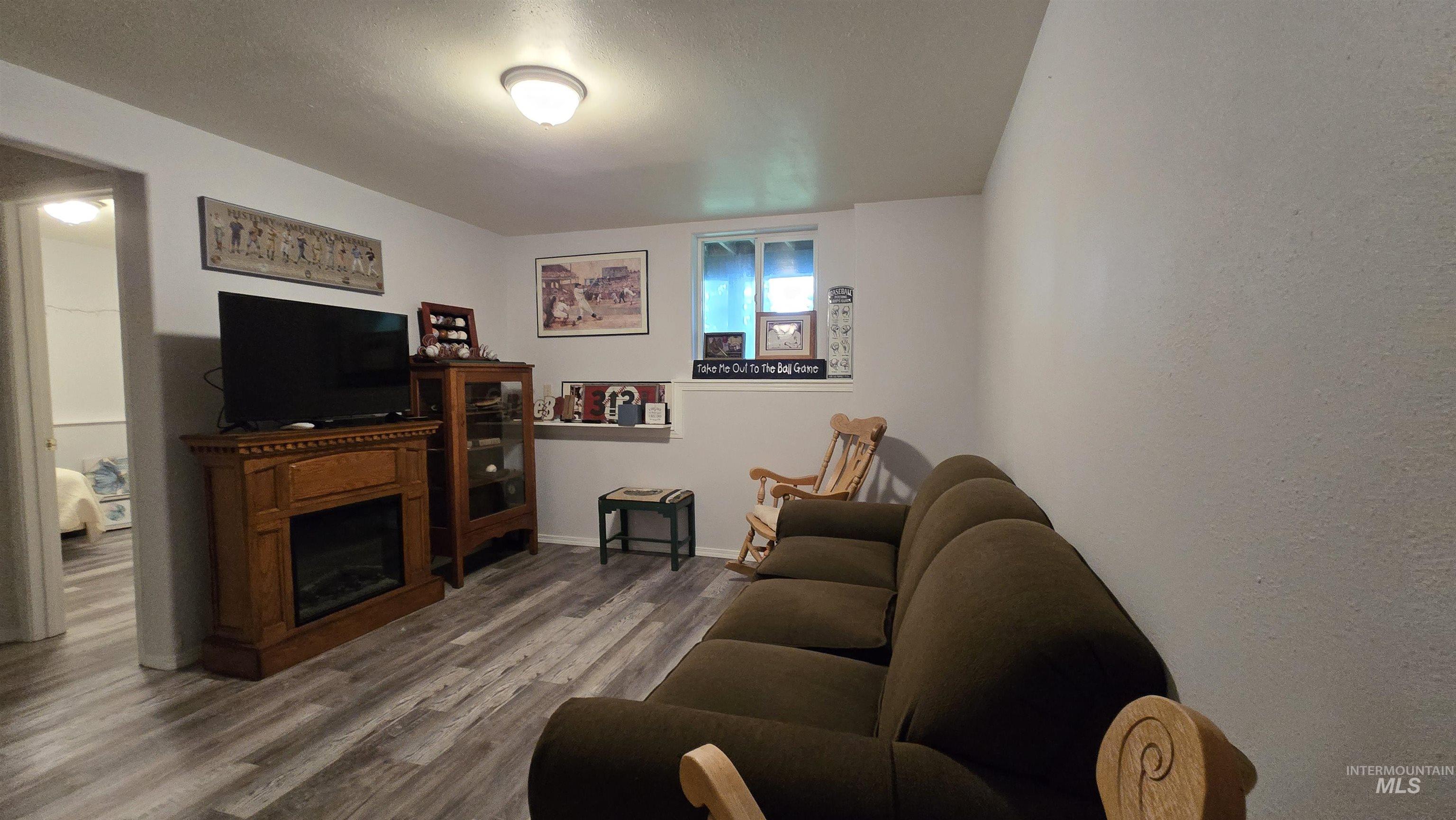 24 Shady Lane, Garden Valley, Idaho 83622, 3 Bedrooms, 2 Bathrooms, Residential For Sale, Price $425,000, 98971212