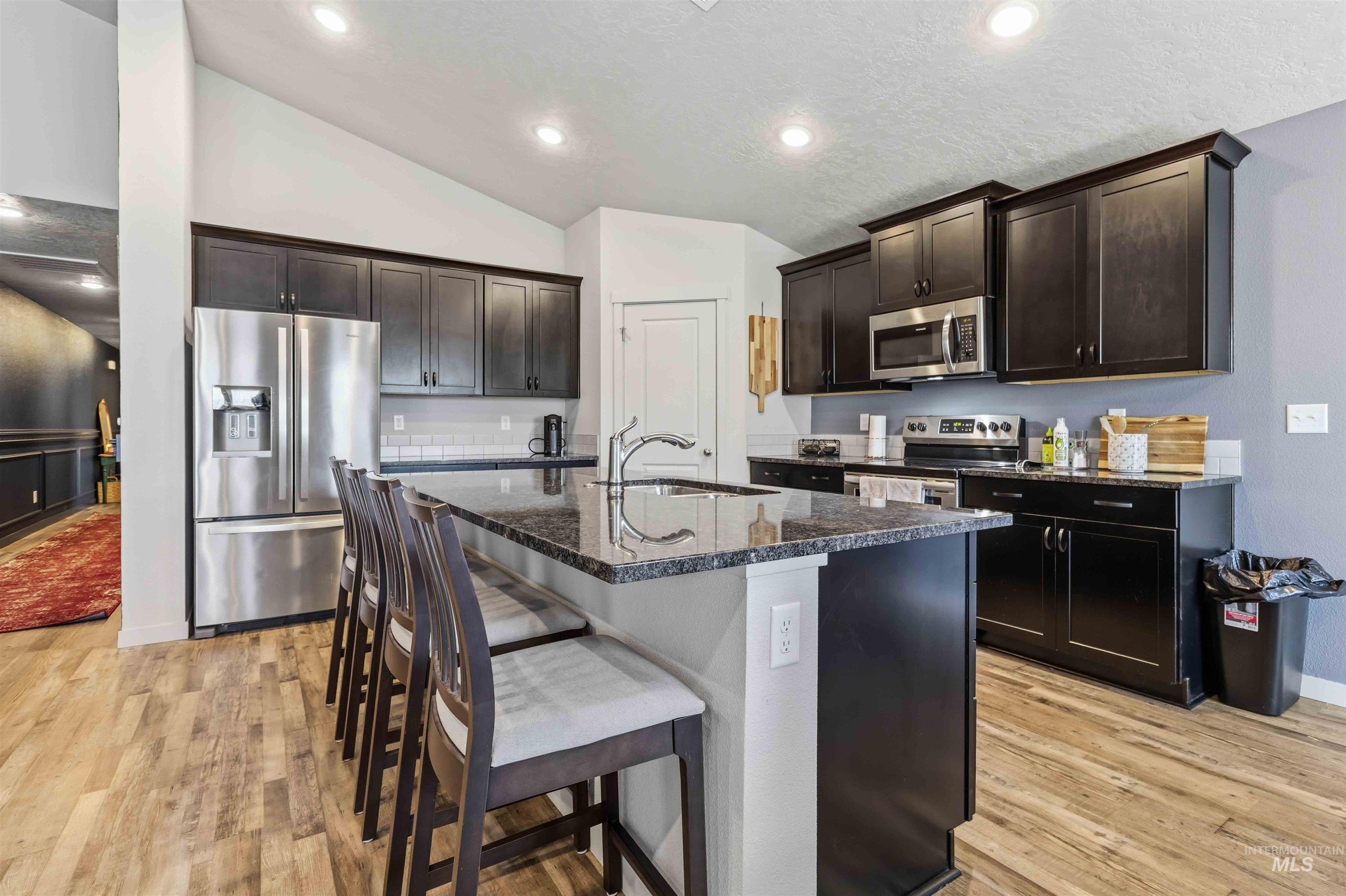 16707 Hopper Avenue, Caldwell, Idaho 83607, 3 Bedrooms, 2 Bathrooms, Residential For Sale, Price $389,900, 98971214