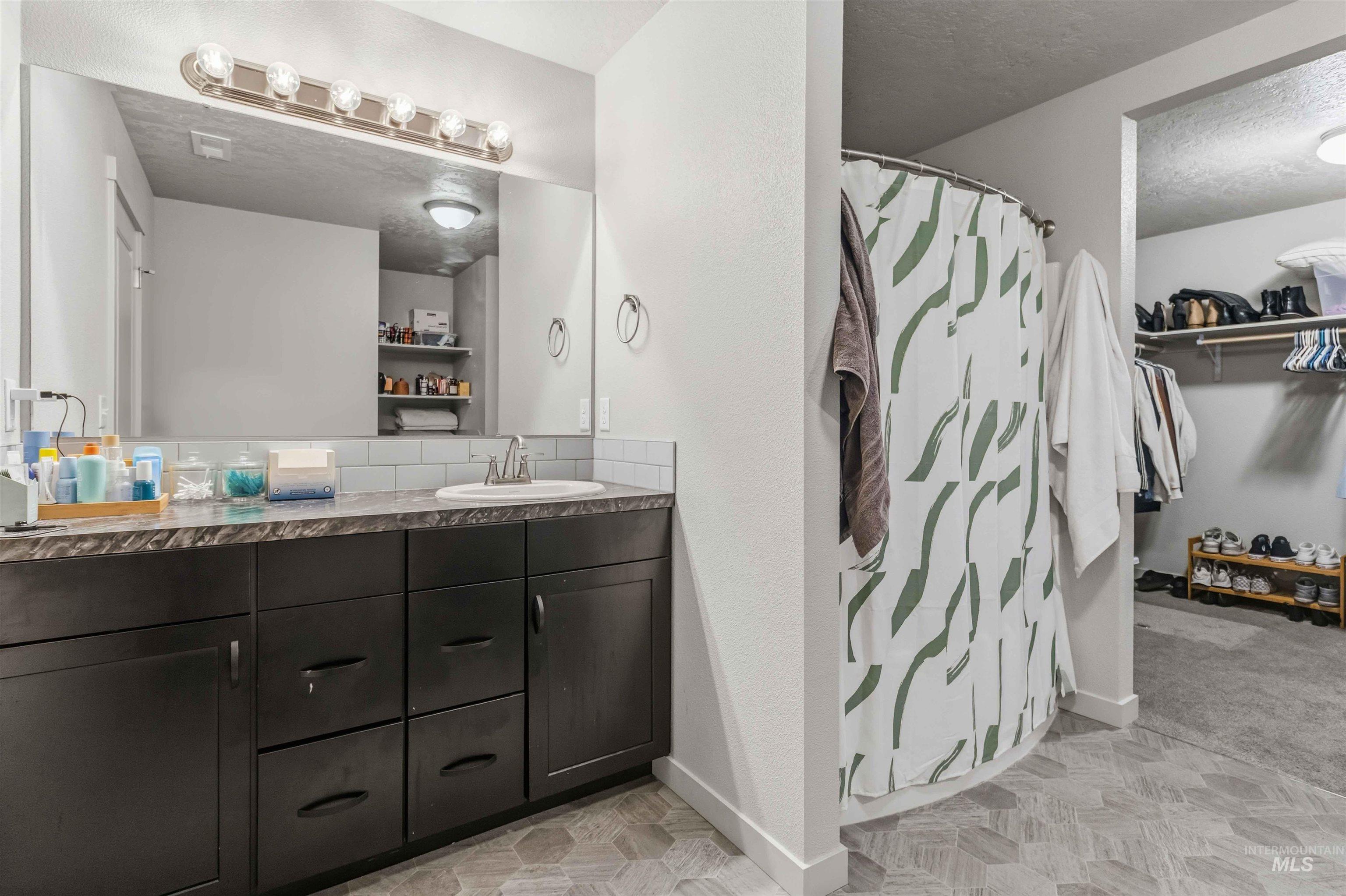 16707 Hopper Avenue, Caldwell, Idaho 83607, 3 Bedrooms, 2 Bathrooms, Residential For Sale, Price $389,900, 98971214