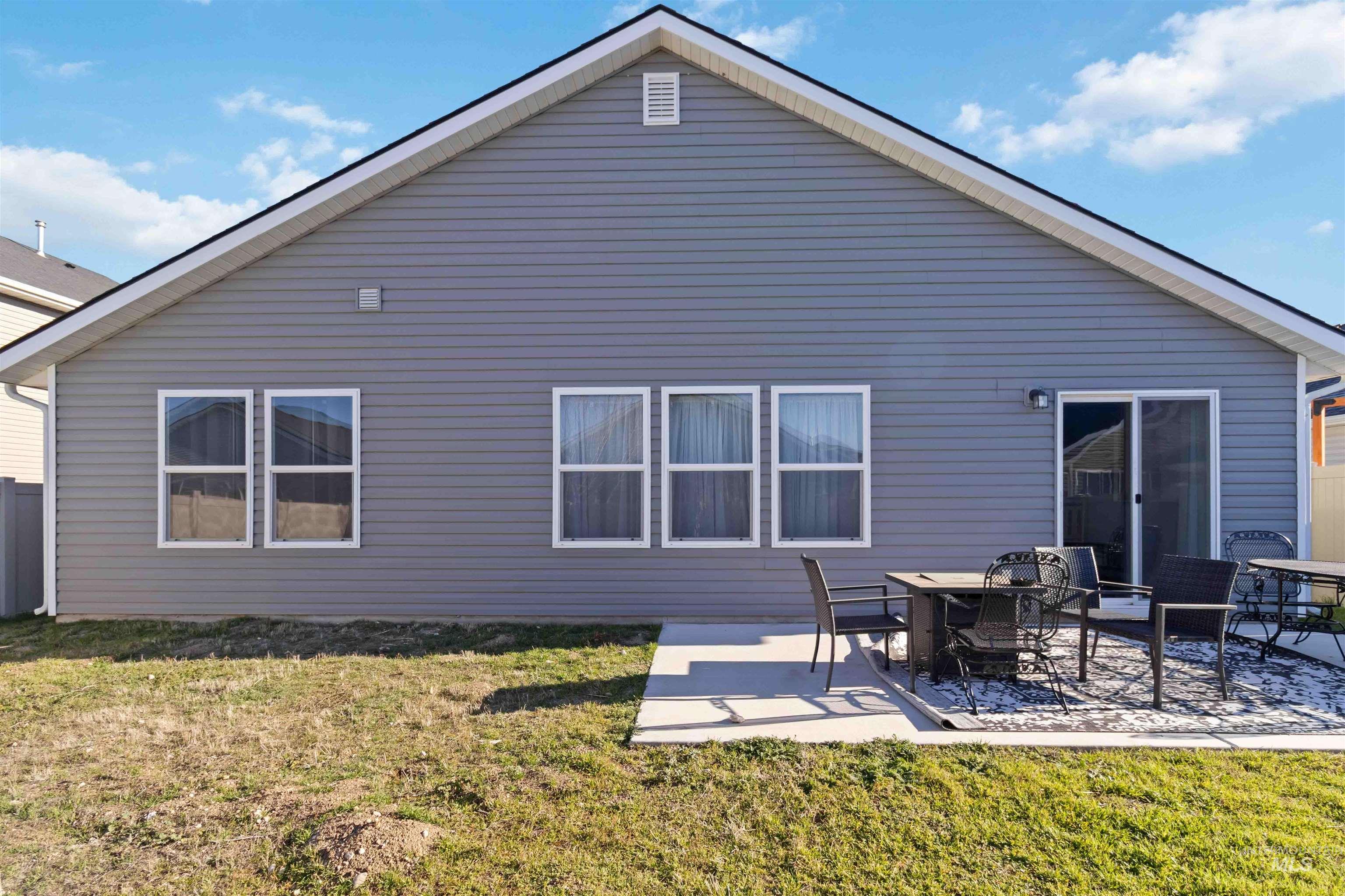 16707 Hopper Avenue, Caldwell, Idaho 83607, 3 Bedrooms, 2 Bathrooms, Residential For Sale, Price $389,900, 98971214