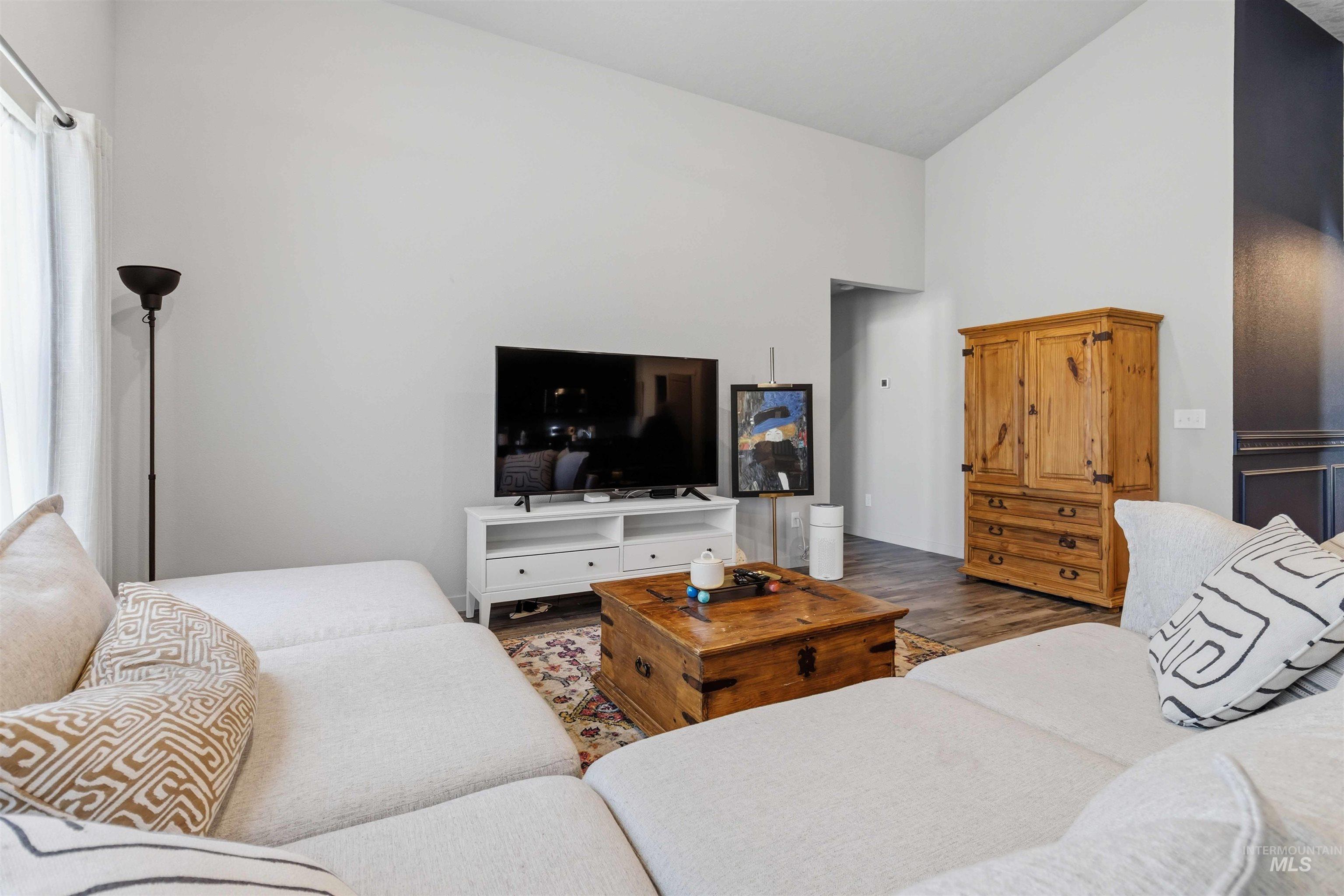 16707 Hopper Avenue, Caldwell, Idaho 83607, 3 Bedrooms, 2 Bathrooms, Residential For Sale, Price $389,900, 98971214