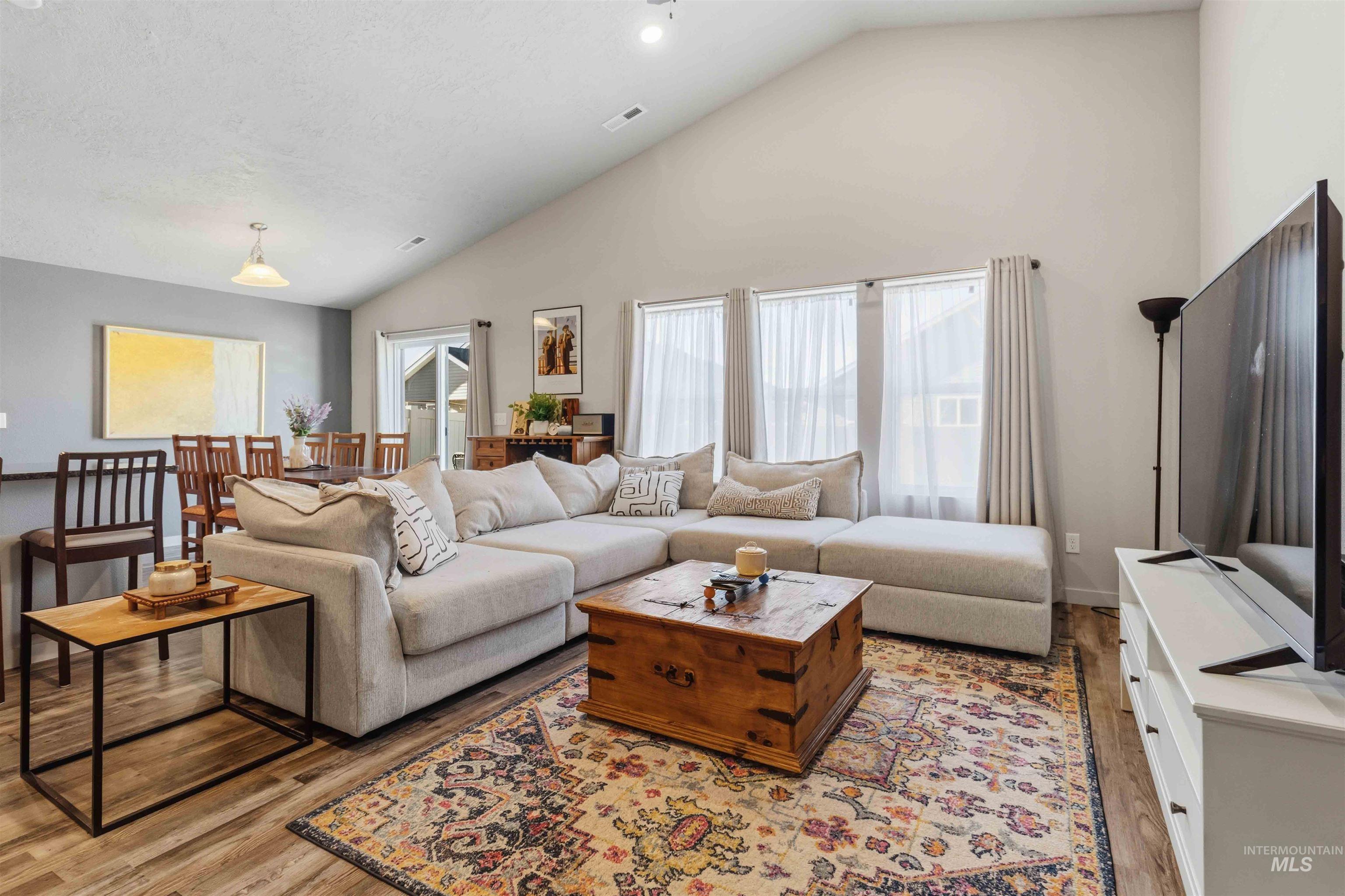 16707 Hopper Avenue, Caldwell, Idaho 83607, 3 Bedrooms, 2 Bathrooms, Residential For Sale, Price $389,900, 98971214