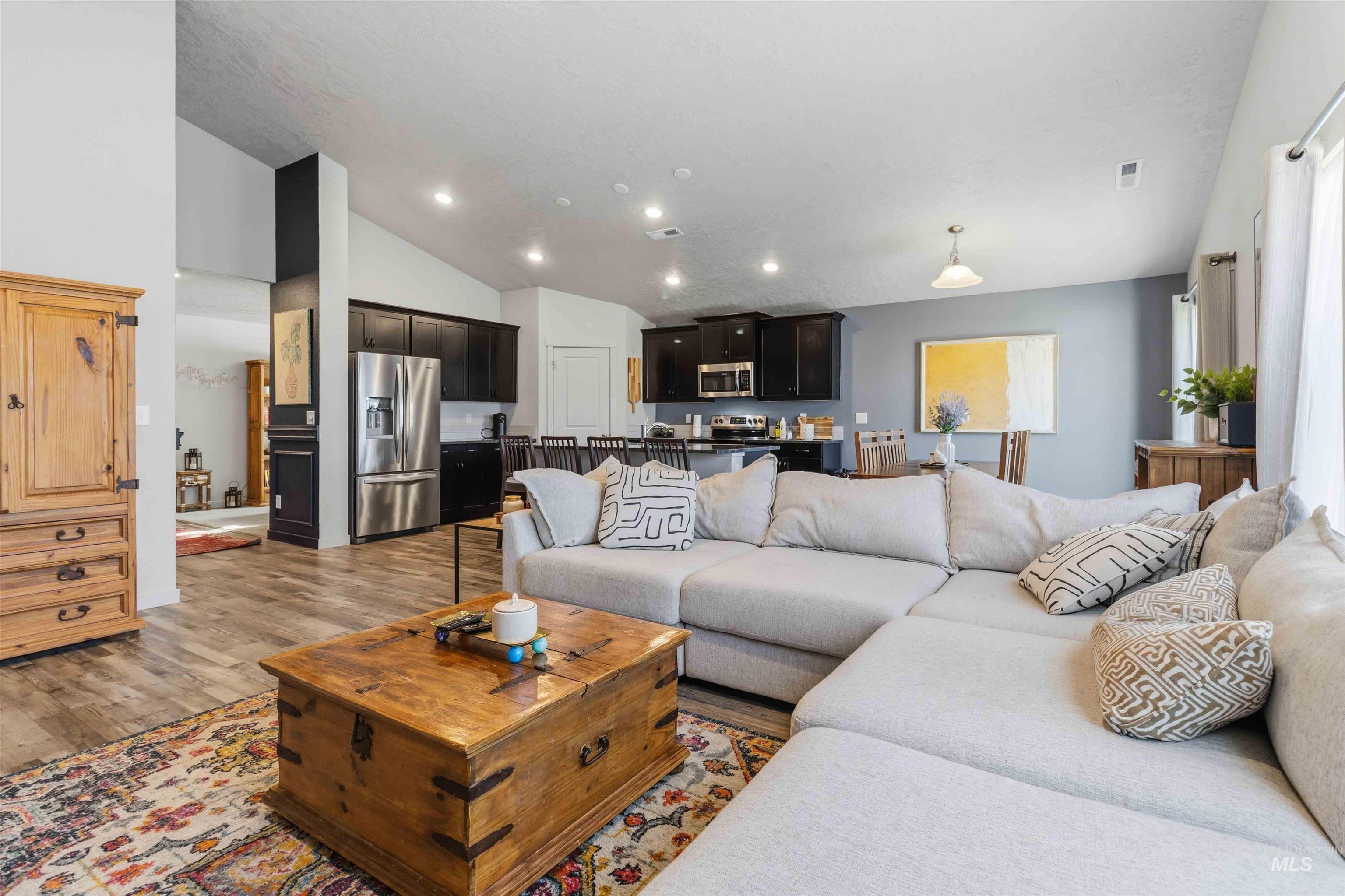 16707 Hopper Avenue, Caldwell, Idaho 83607, 3 Bedrooms, 2 Bathrooms, Residential For Sale, Price $389,900, 98971214