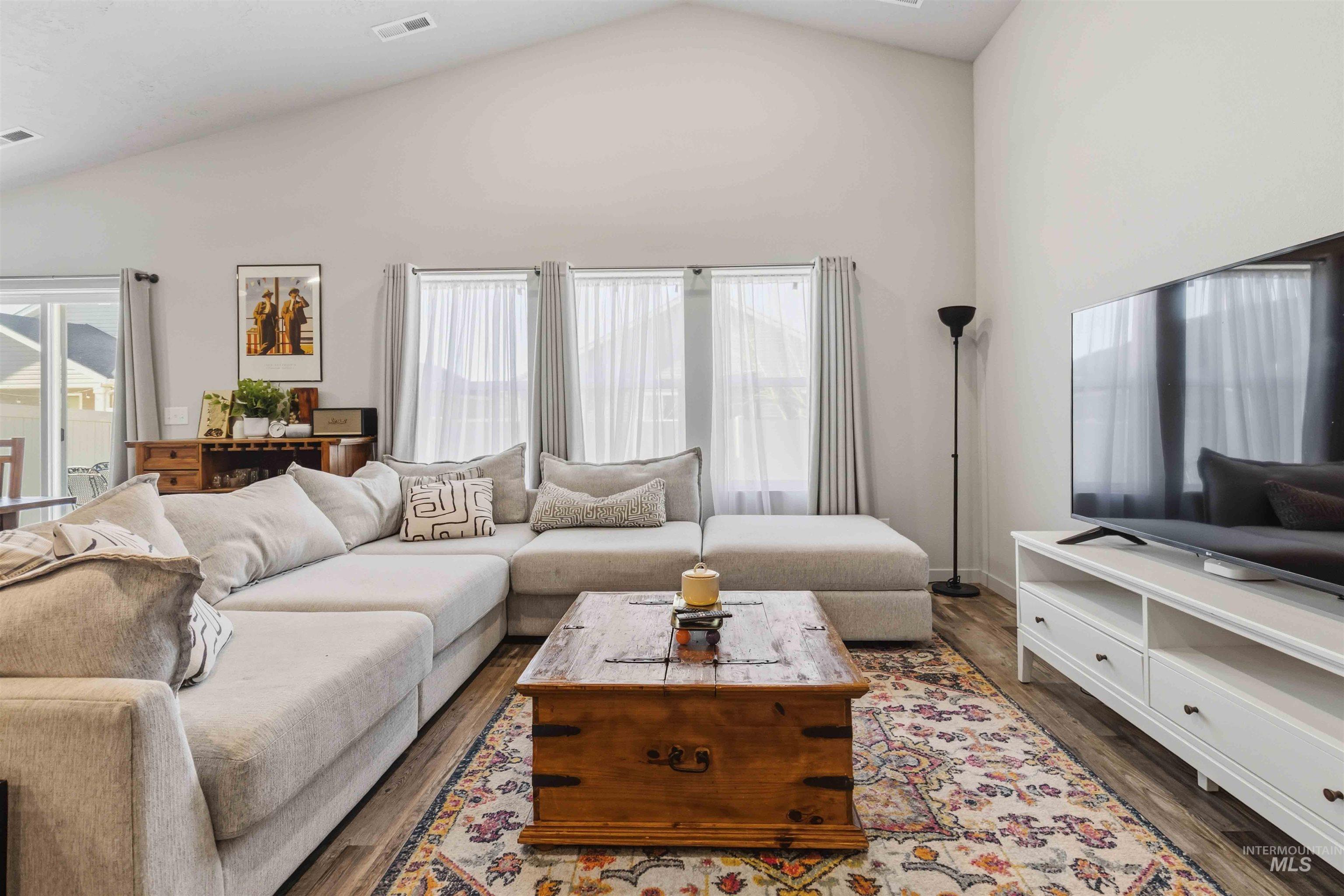 16707 Hopper Avenue, Caldwell, Idaho 83607, 3 Bedrooms, 2 Bathrooms, Residential For Sale, Price $389,900, 98971214