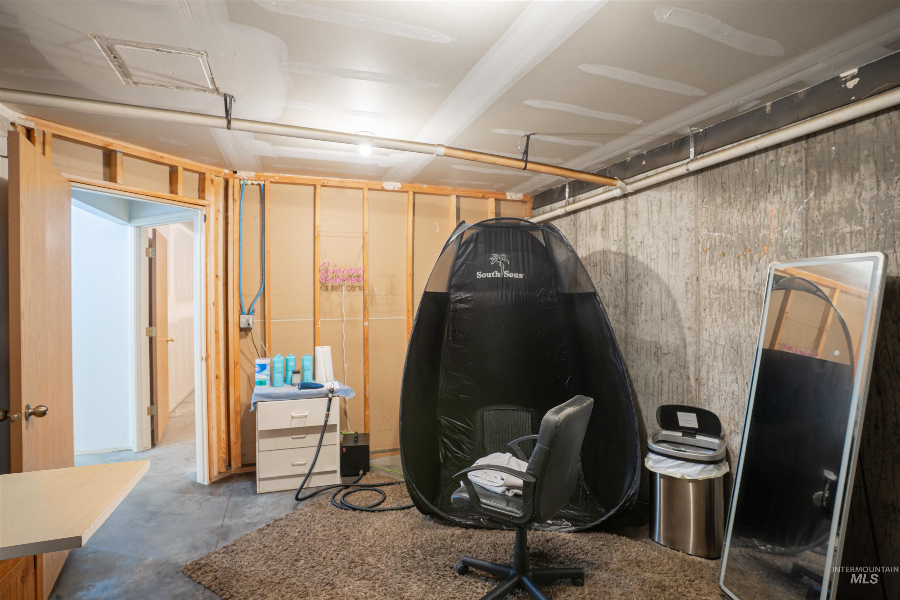 788 Eastland Dr, Twin Falls, Idaho 83301-6856, 11 Rooms, Business/Commercial For Sale, Price $44,400,MLS 98971219