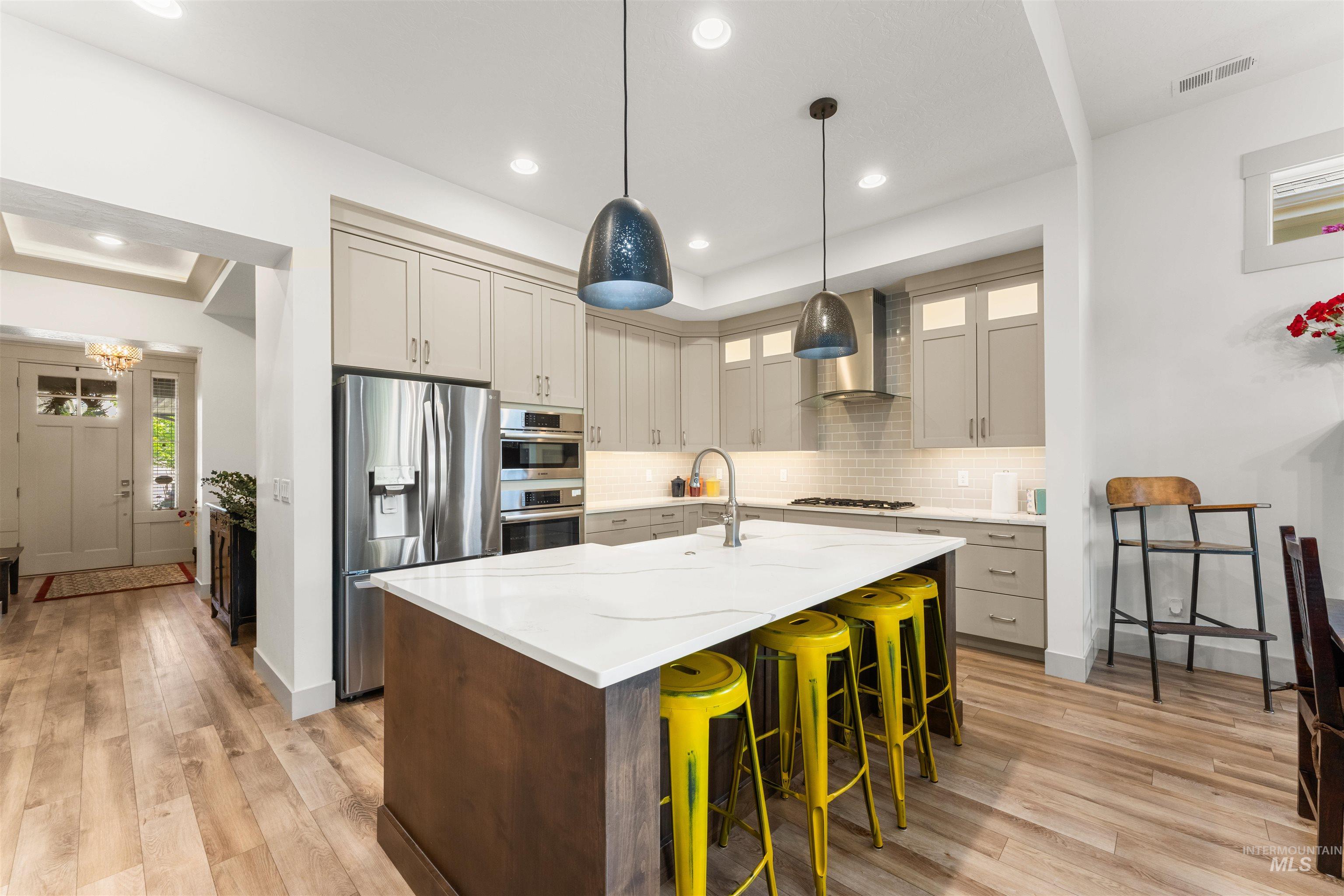 10447 W Bell Fountain Ct, Star, Idaho 83669, 3 Bedrooms, 2.5 Bathrooms, Residential For Sale, Price $684,990, 98971220