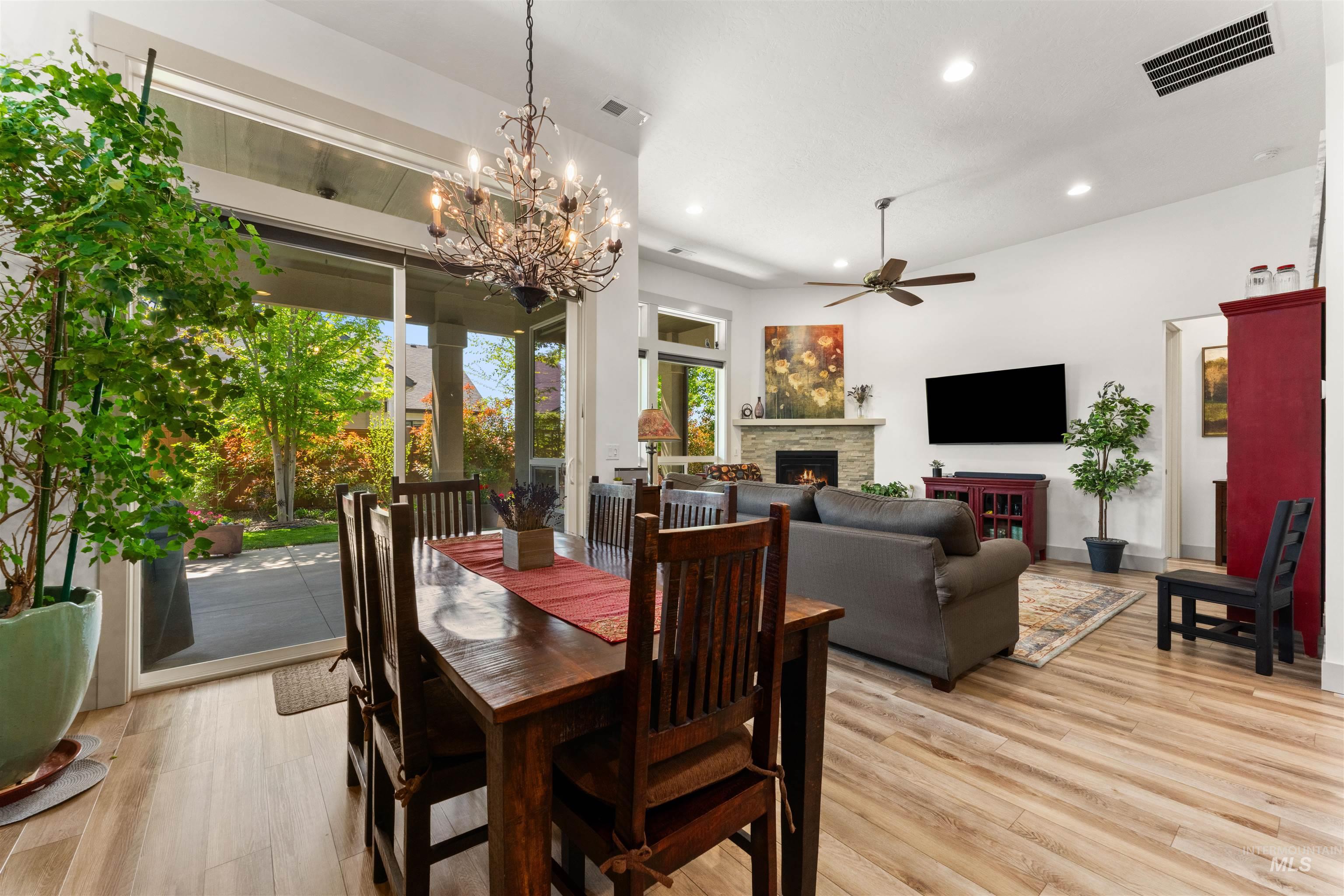 10447 W Bell Fountain Ct, Star, Idaho 83669, 3 Bedrooms, 2.5 Bathrooms, Residential For Sale, Price $684,990, 98971220