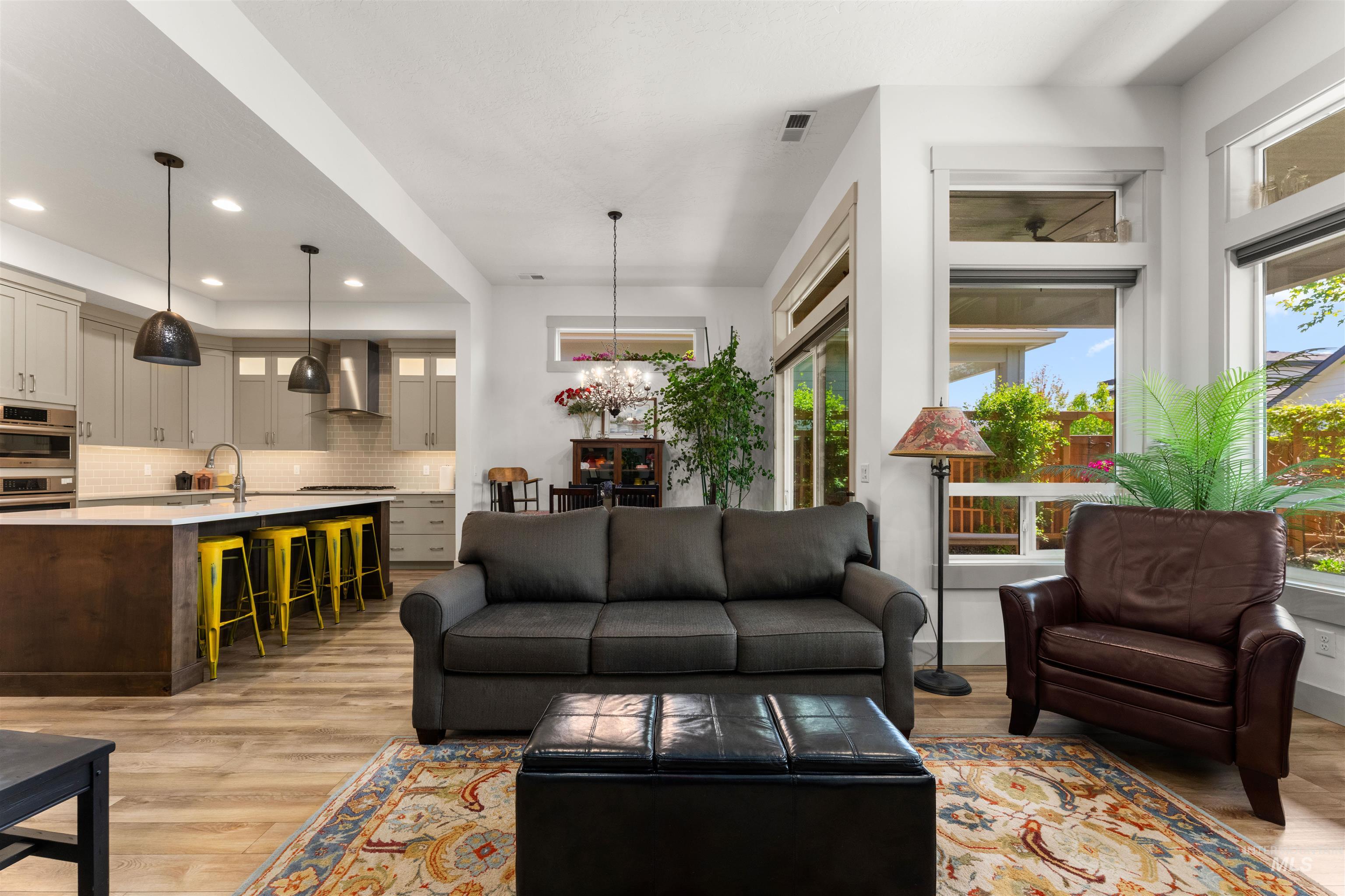 10447 W Bell Fountain Ct, Star, Idaho 83669, 3 Bedrooms, 2.5 Bathrooms, Residential For Sale, Price $684,990, 98971220