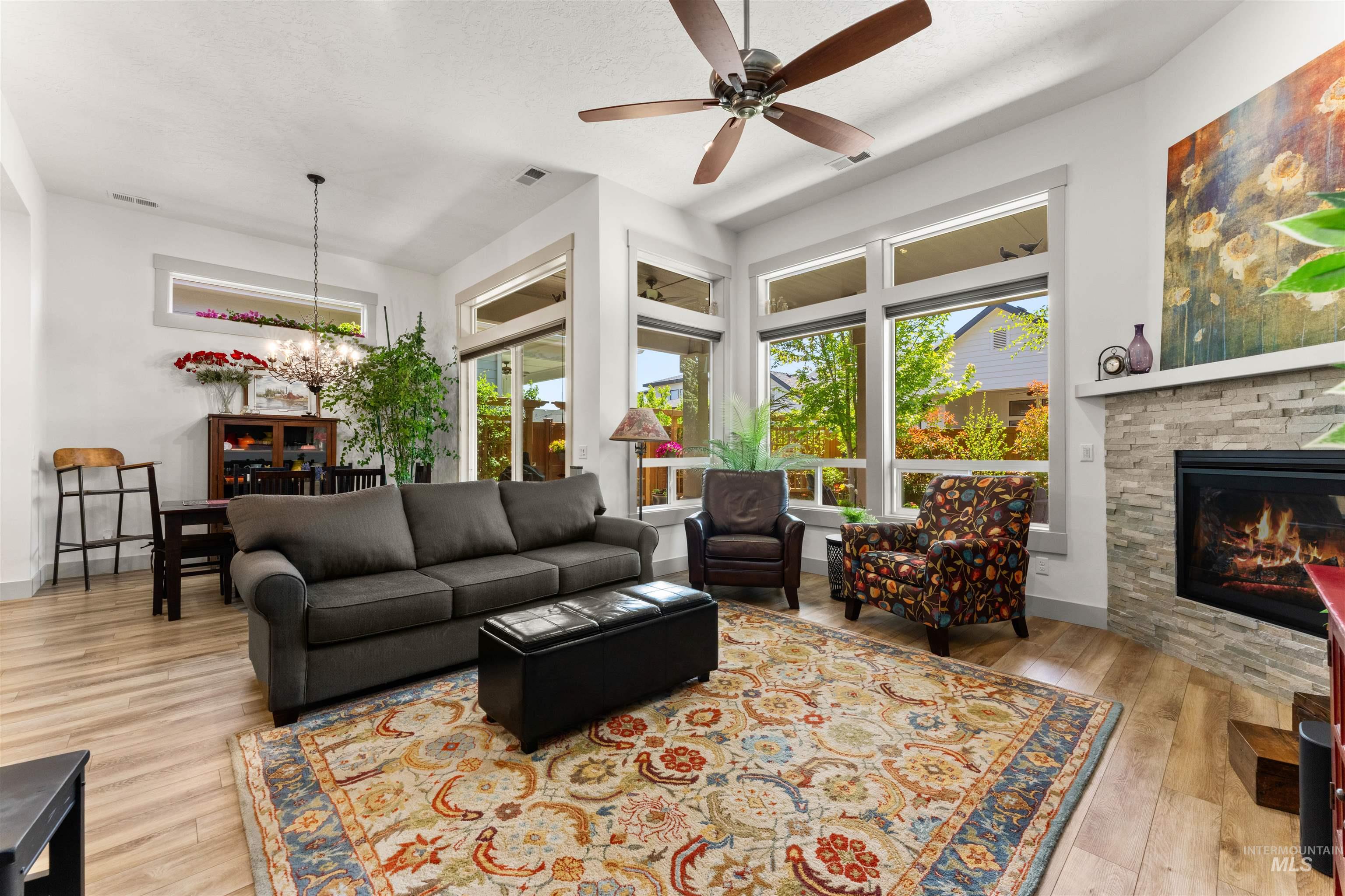 10447 W Bell Fountain Ct, Star, Idaho 83669, 3 Bedrooms, 2.5 Bathrooms, Residential For Sale, Price $684,990, 98971220