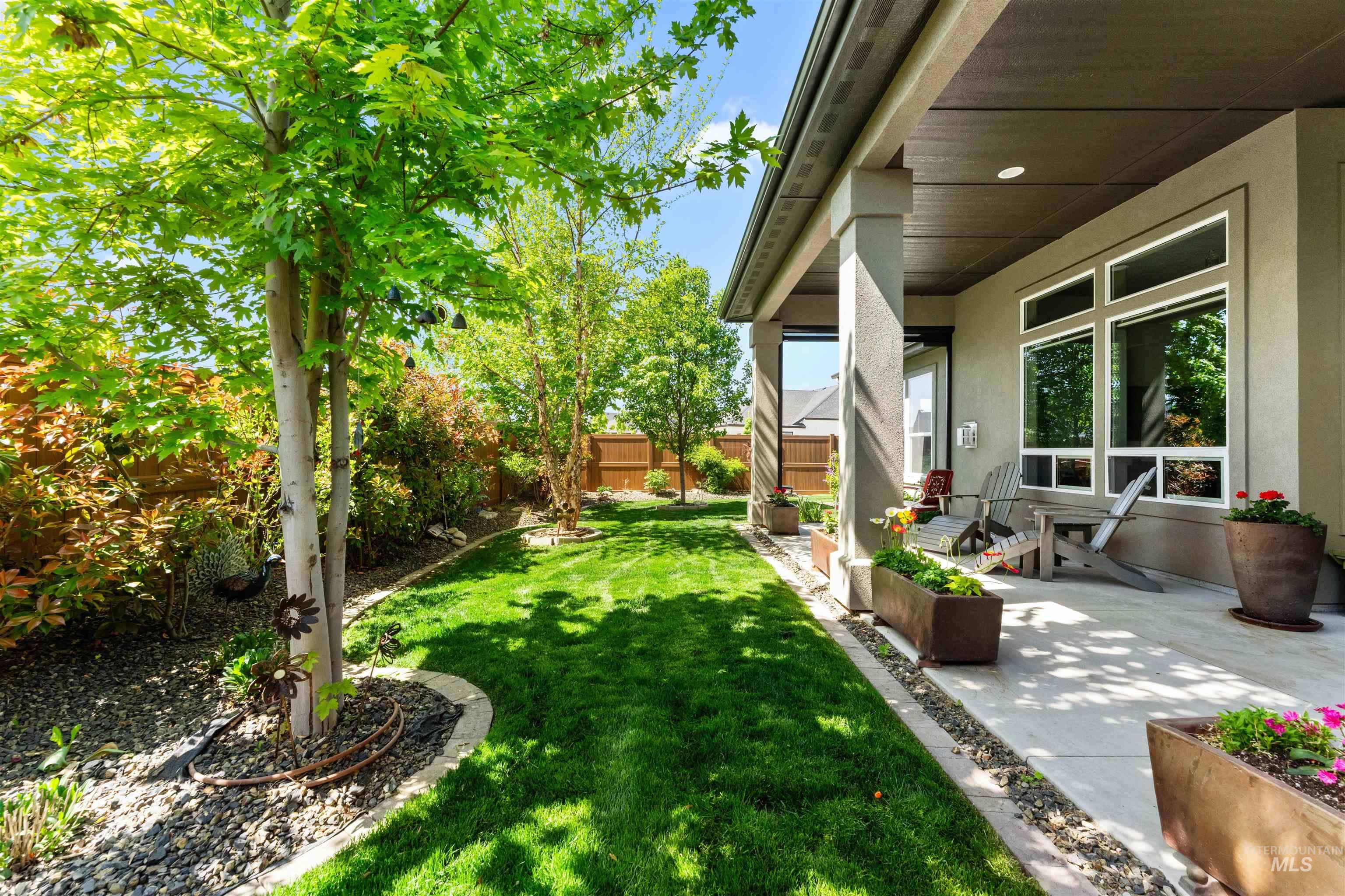 10447 W Bell Fountain Ct, Star, Idaho 83669, 3 Bedrooms, 2.5 Bathrooms, Residential For Sale, Price $684,990, 98971220