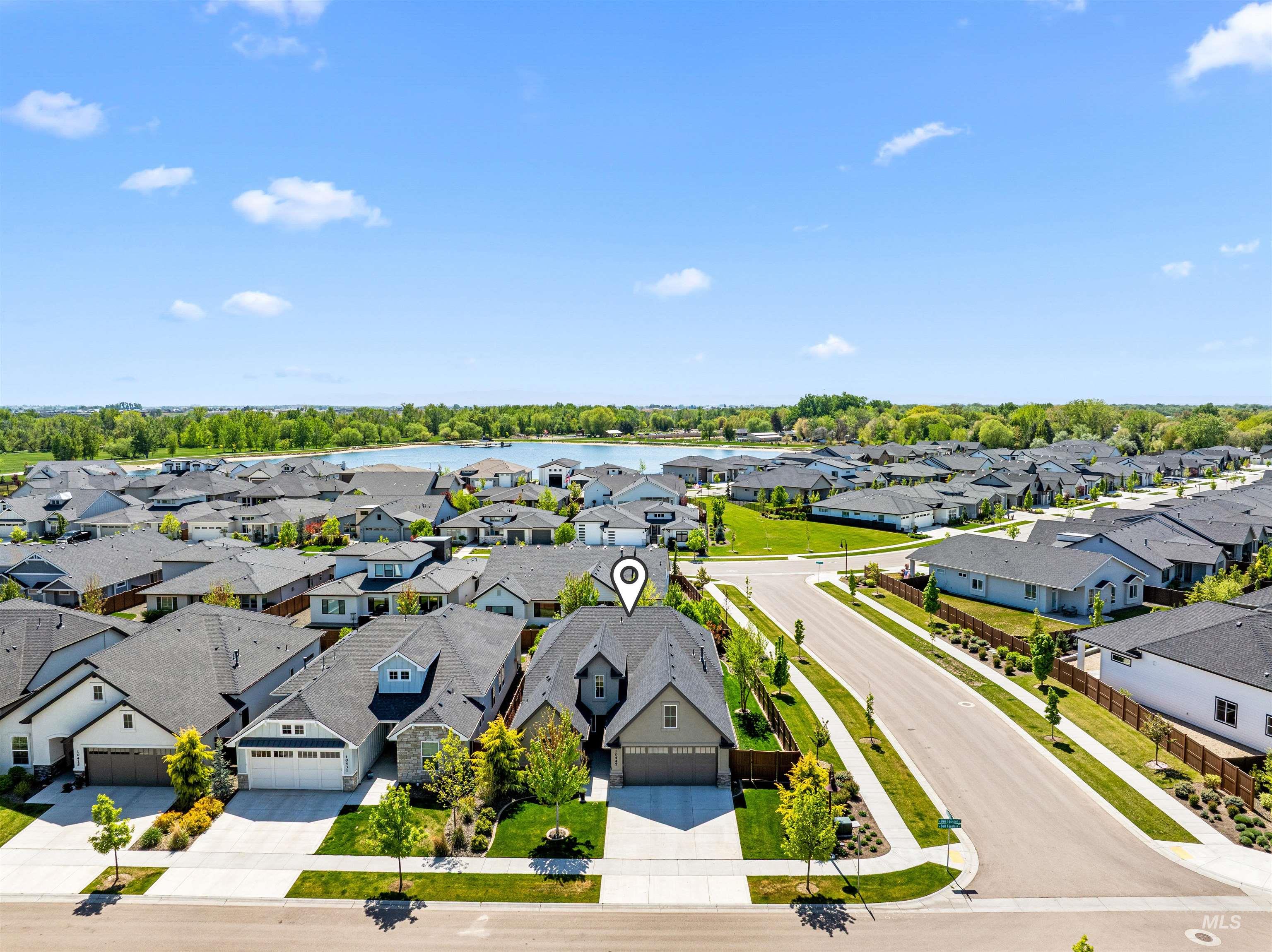 10447 W Bell Fountain Ct, Star, Idaho 83669, 3 Bedrooms, 2.5 Bathrooms, Residential For Sale, Price $684,990, 98971220