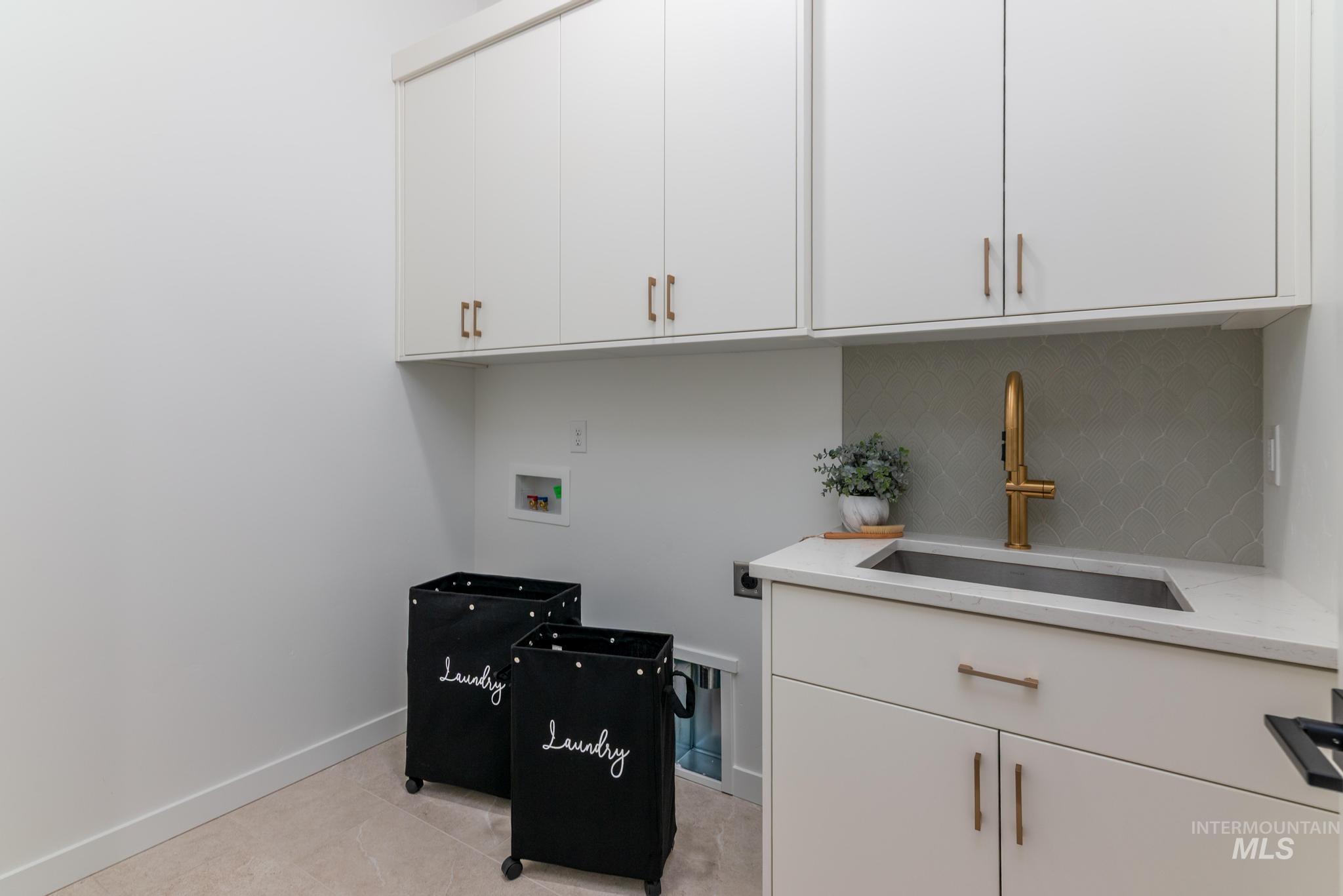 9787 W Nicasio Dr, Star, Idaho 83669, 3 Bedrooms, 2.5 Bathrooms, Residential For Sale, Price $619,000,MLS 98971229