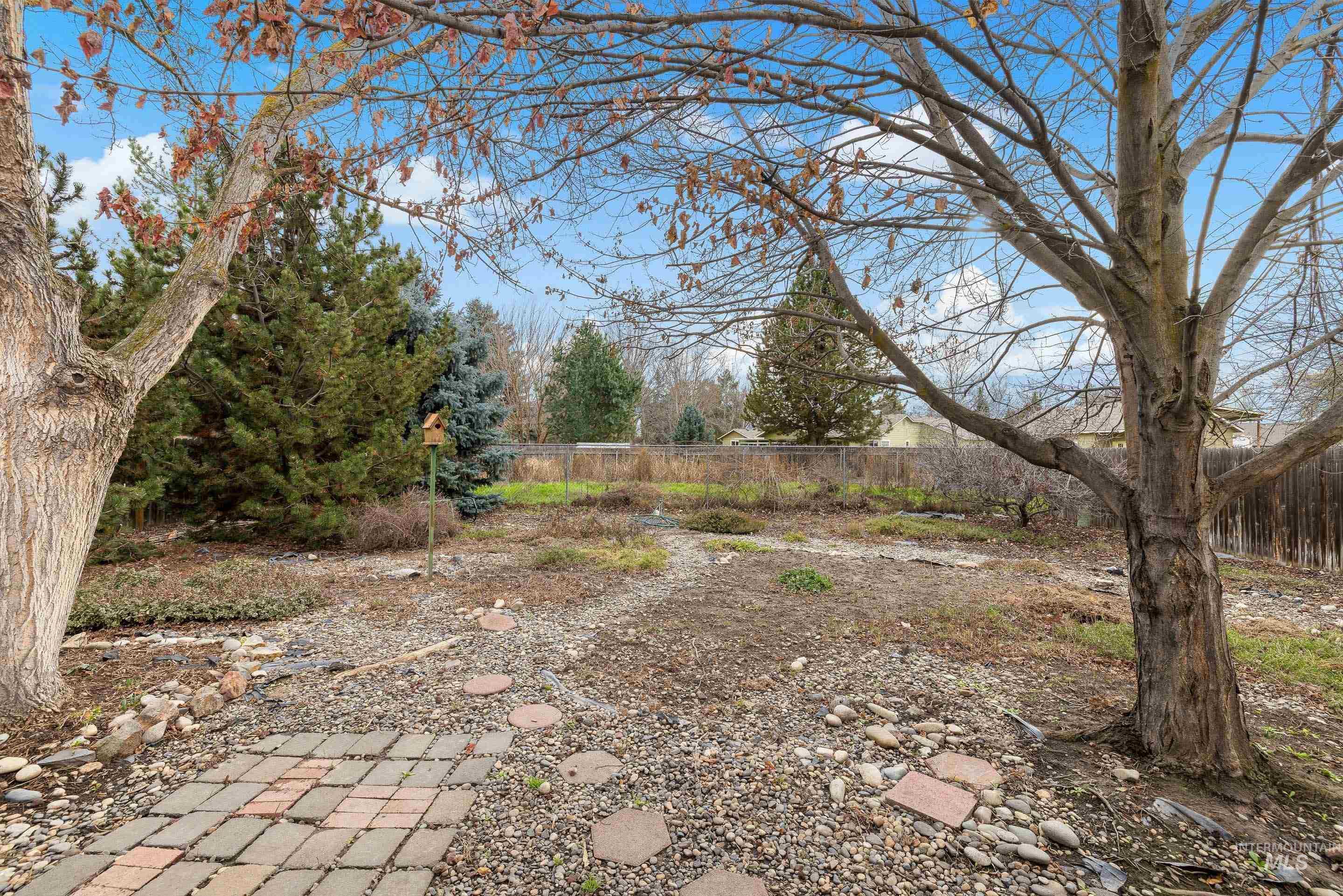 10869 W Altair St, Star, Idaho 83669, 2 Bedrooms, 1 Bathroom, Residential For Sale, Price $333,000, 98971230