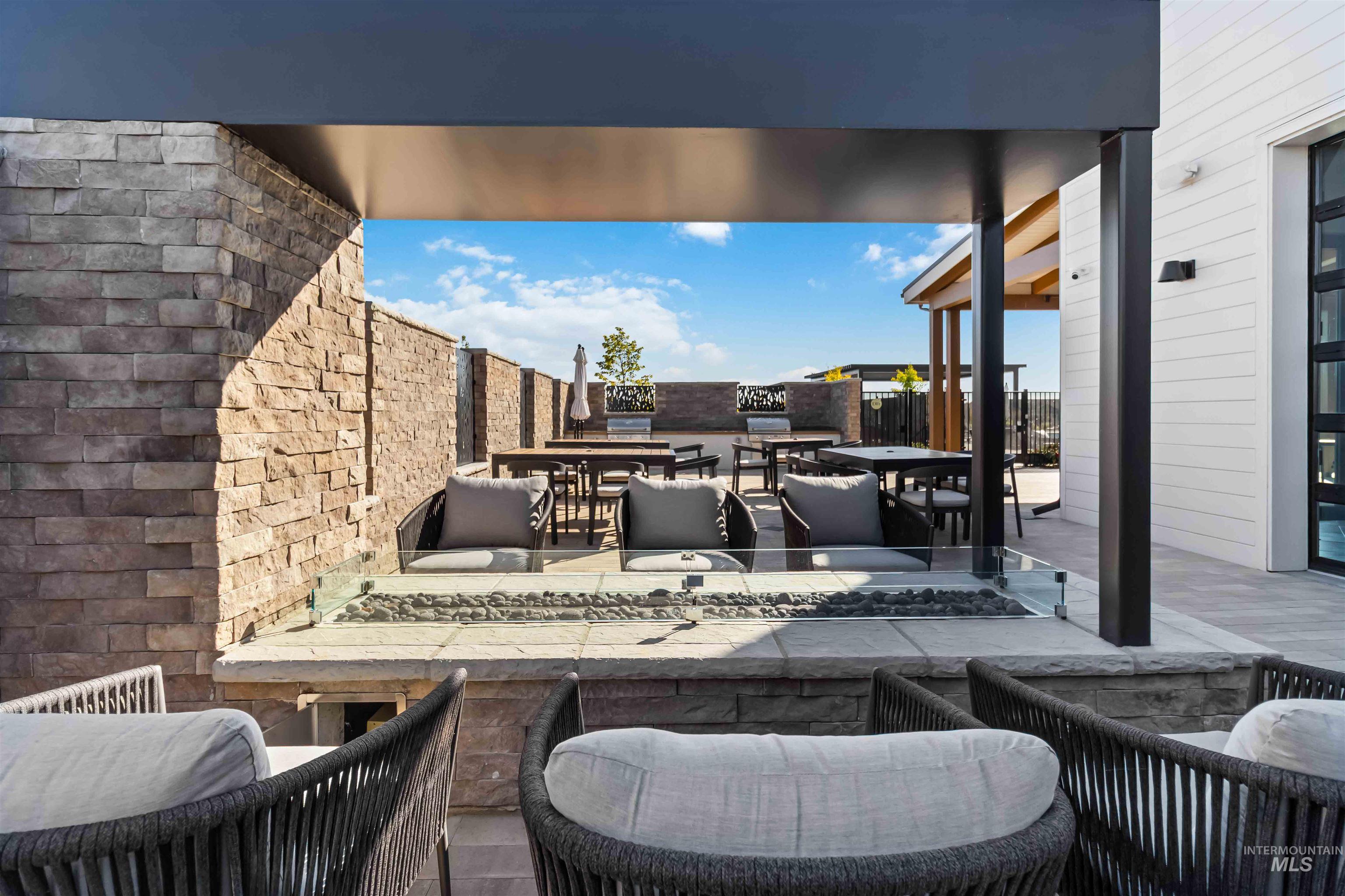 Club House fire pit gathering area.