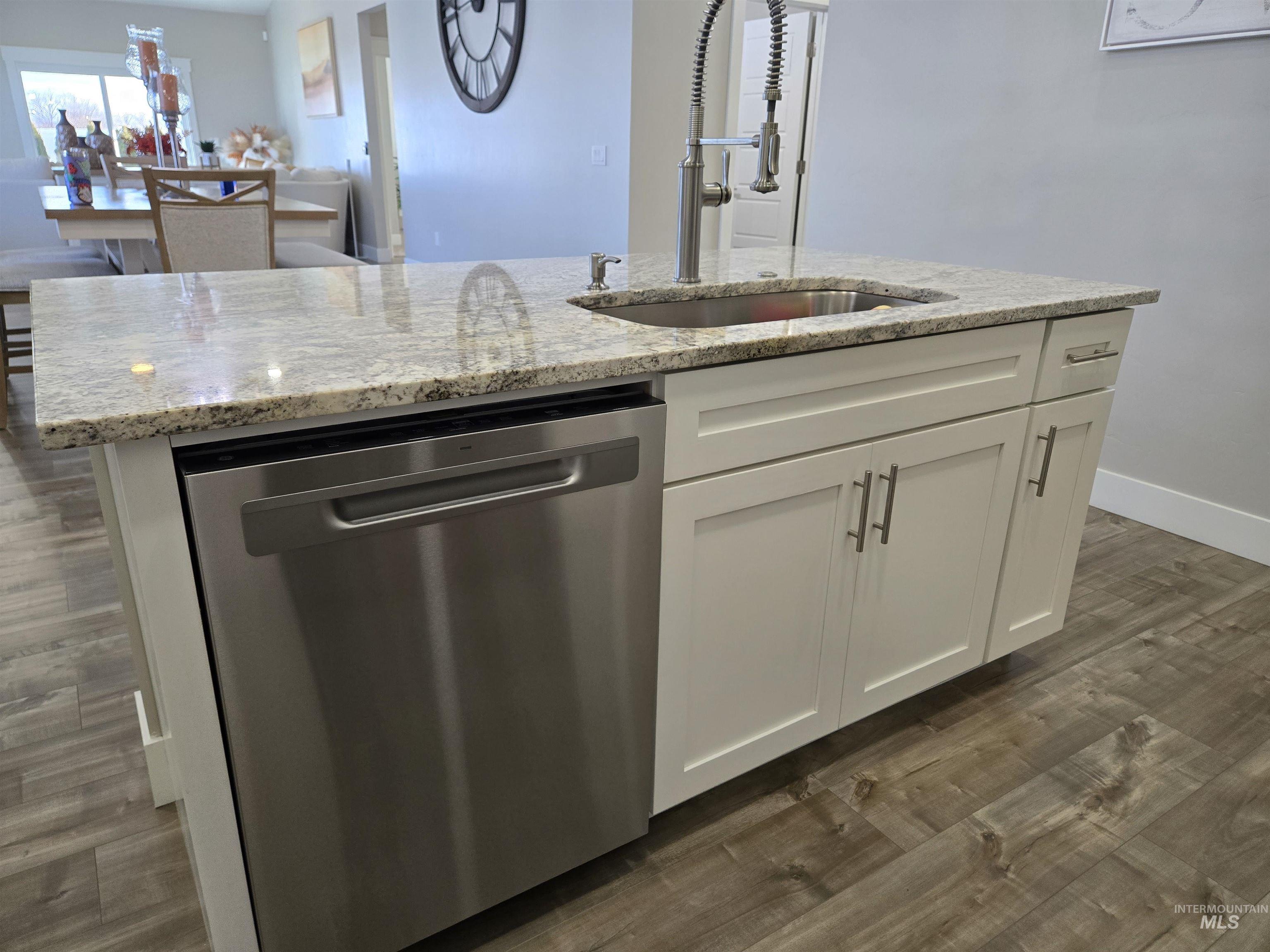 1455 Castile Dr., Fruitland, Idaho 83619, 3 Bedrooms, 2.5 Bathrooms, Residential For Sale, Price $549,000, 98971236