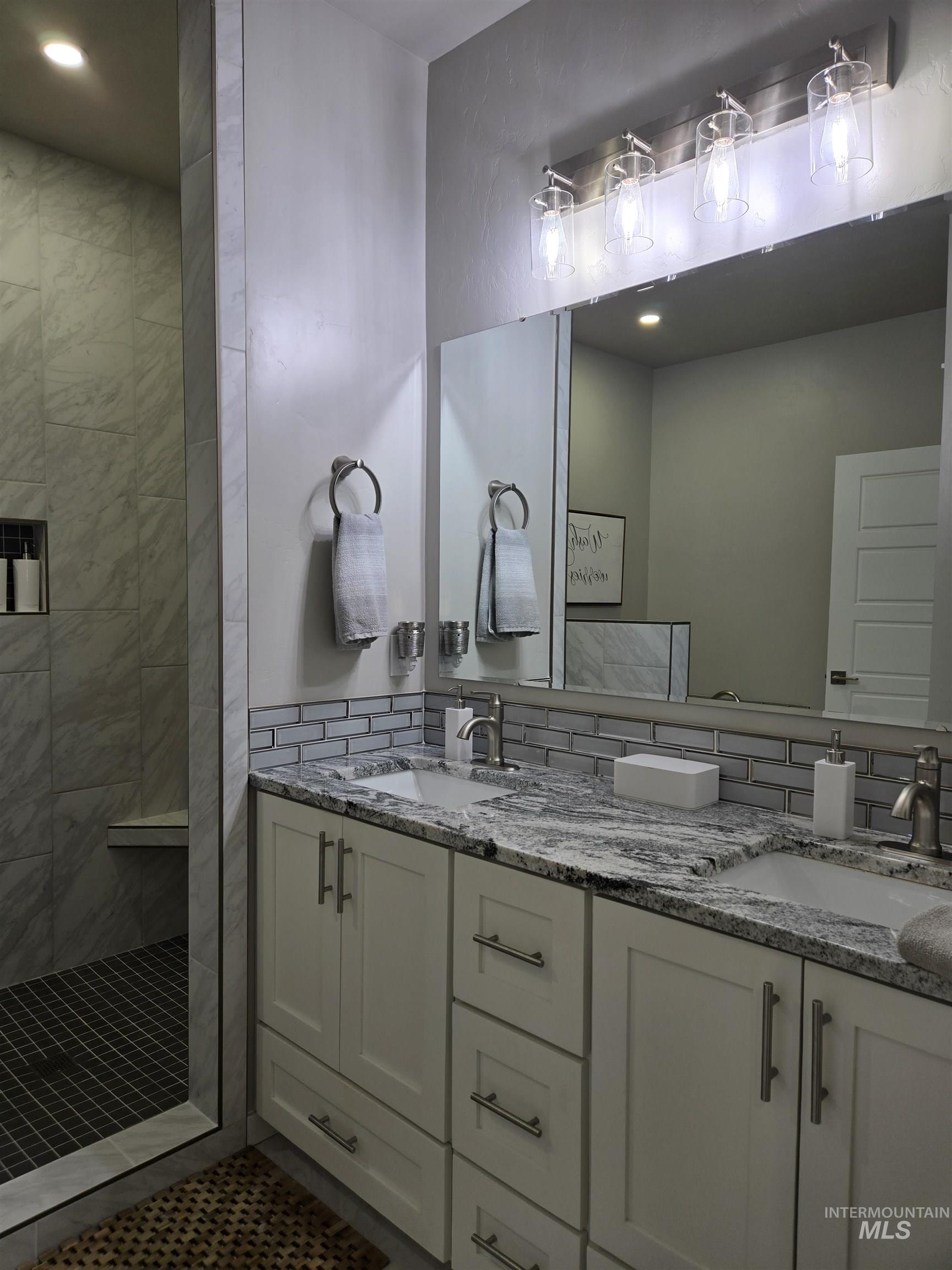 1455 Castile Dr., Fruitland, Idaho 83619, 3 Bedrooms, 2.5 Bathrooms, Residential For Sale, Price $549,000, 98971236