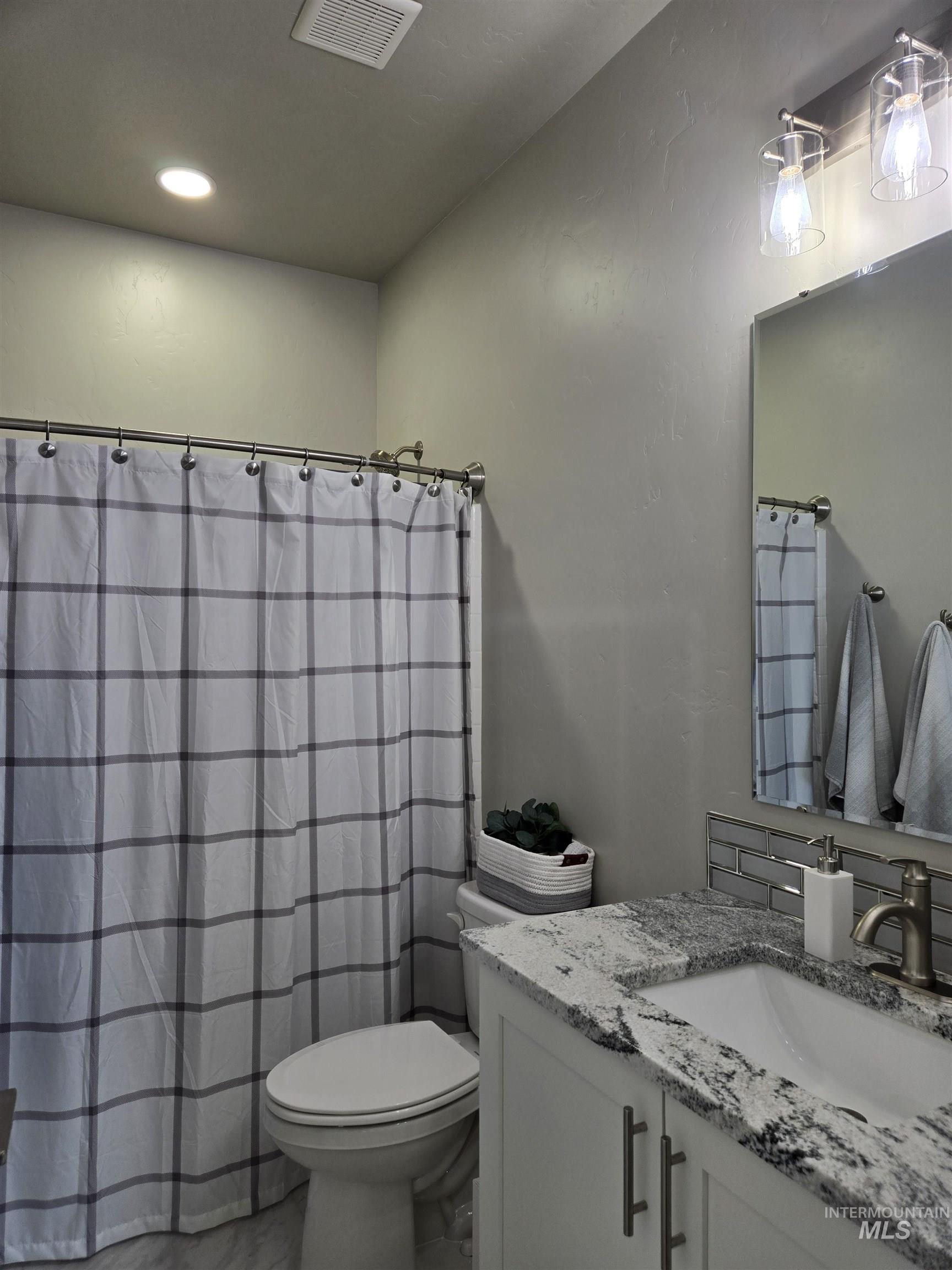 1455 Castile Dr., Fruitland, Idaho 83619, 3 Bedrooms, 2.5 Bathrooms, Residential For Sale, Price $549,000, 98971236