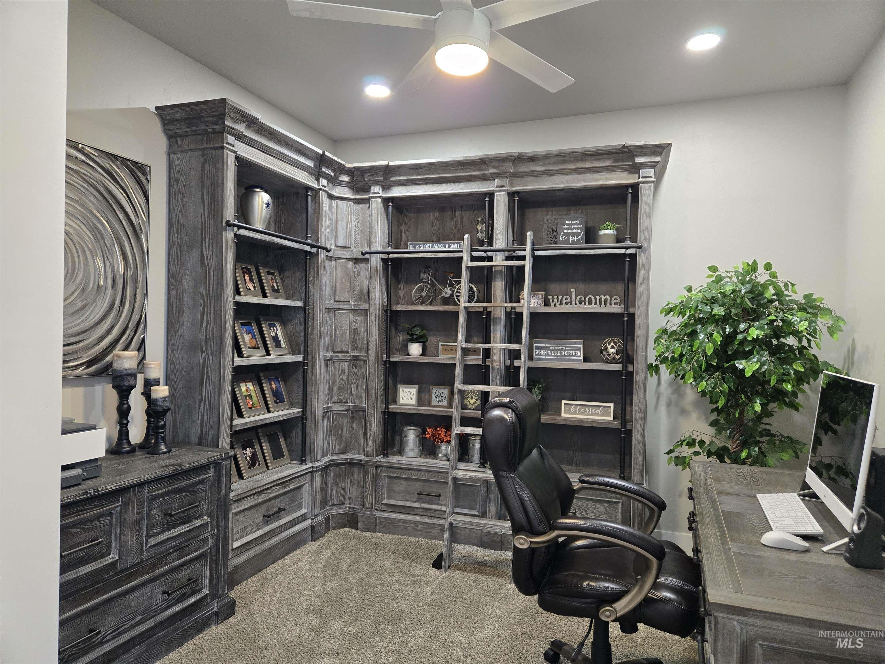 1455 Castile Dr., Fruitland, Idaho 83619, 3 Bedrooms, 2.5 Bathrooms, Residential For Sale, Price $549,000, 98971236