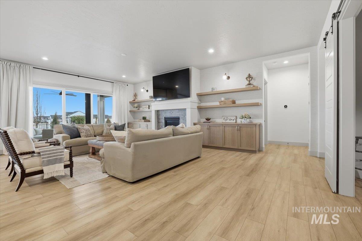 2910 E Brace St, Meridian, Idaho 83642, 4 Bedrooms, 2.5 Bathrooms, Residential For Sale, Price $856,650,MLS 98971246