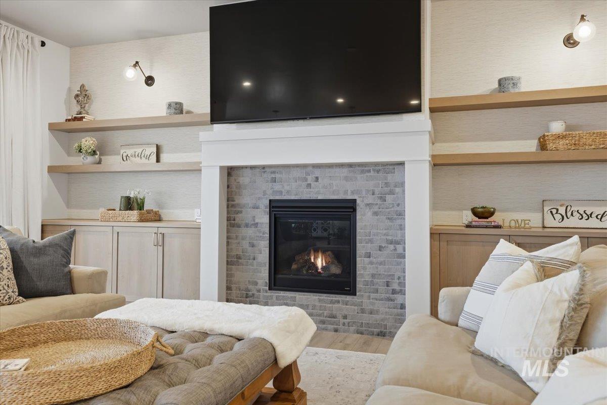 2910 E Brace St, Meridian, Idaho 83642, 4 Bedrooms, 2.5 Bathrooms, Residential For Sale, Price $856,650,MLS 98971246