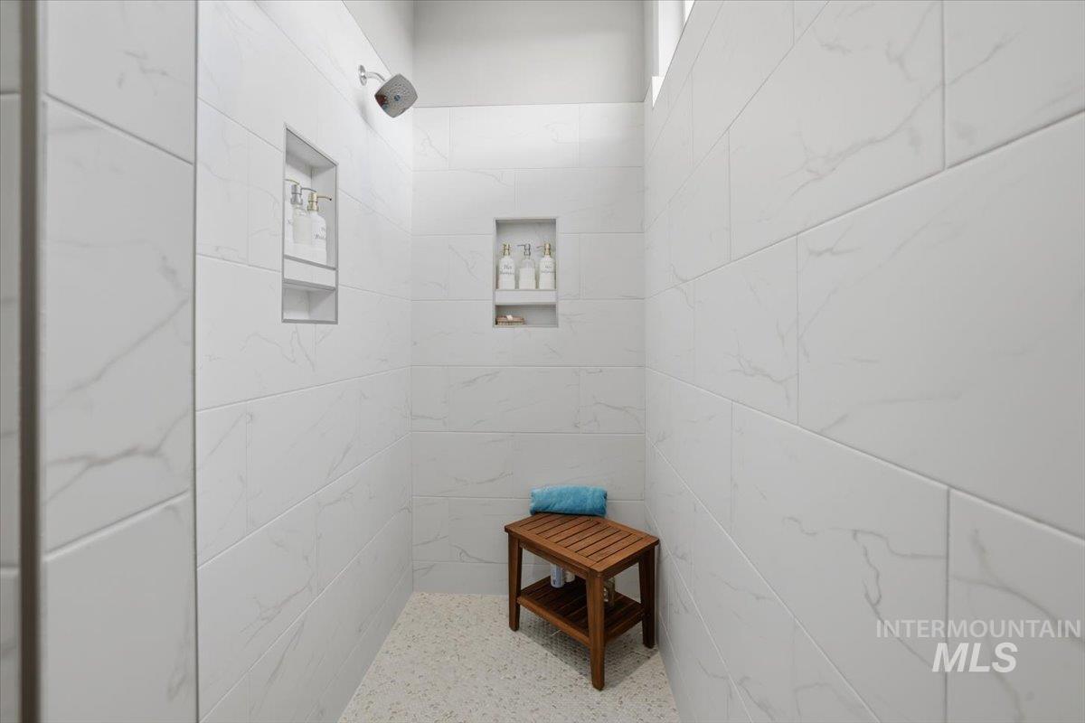 2910 E Brace St, Meridian, Idaho 83642, 4 Bedrooms, 2.5 Bathrooms, Residential For Sale, Price $856,650,MLS 98971246