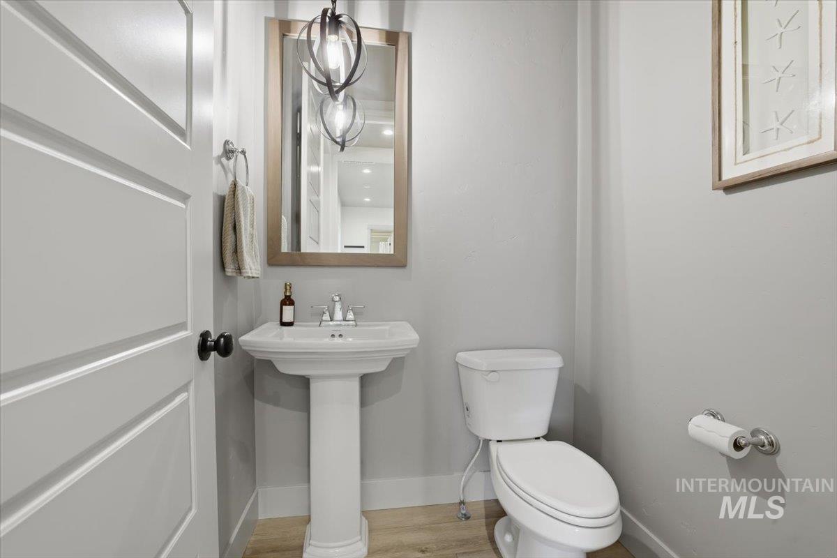 2910 E Brace St, Meridian, Idaho 83642, 4 Bedrooms, 2.5 Bathrooms, Residential For Sale, Price $856,650,MLS 98971246