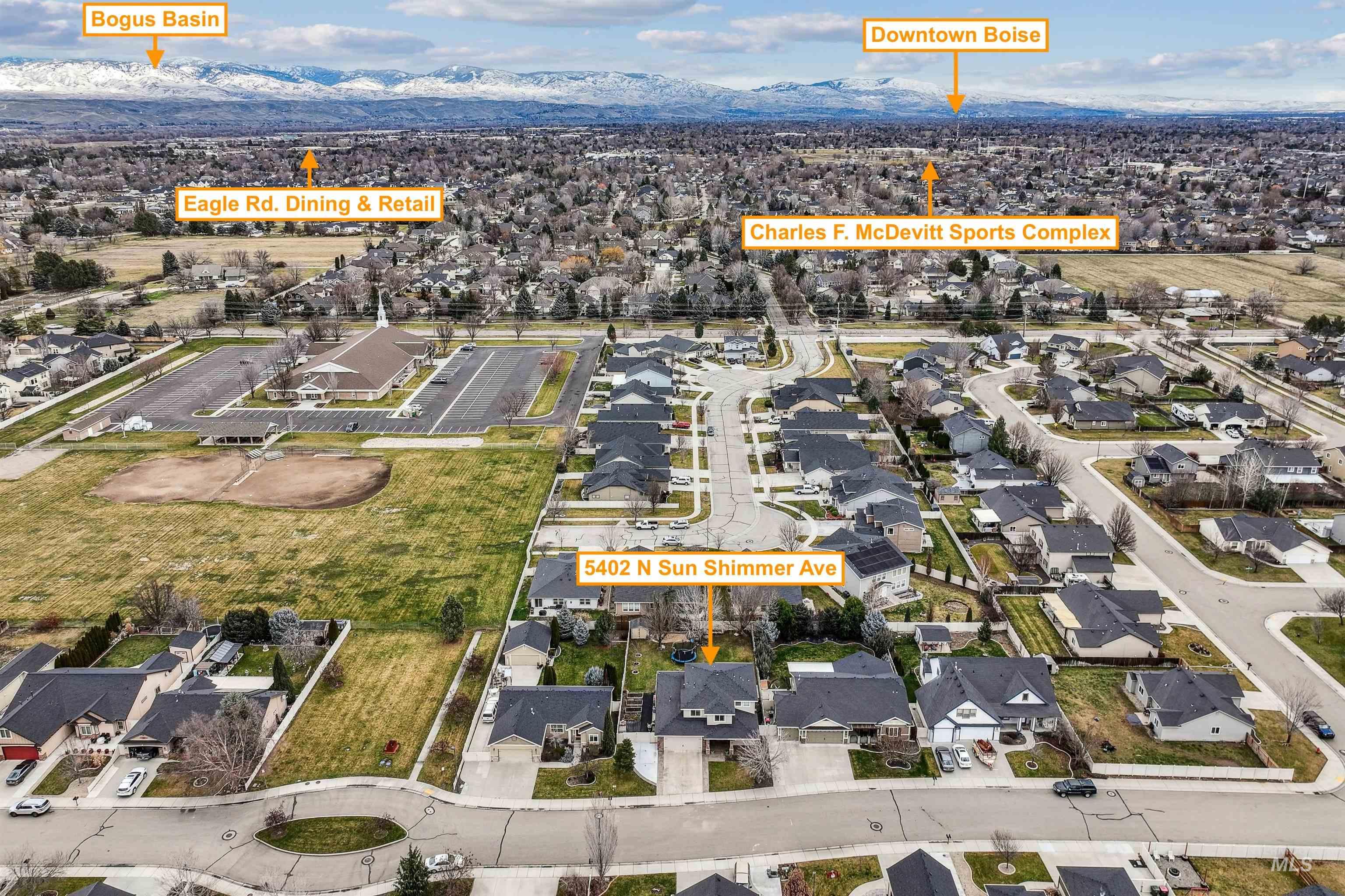 5402 N Sun Shimmer Ave., Meridian, Idaho 83646, 4 Bedrooms, 2.5 Bathrooms, Residential For Sale, Price $589,900,MLS 98971247