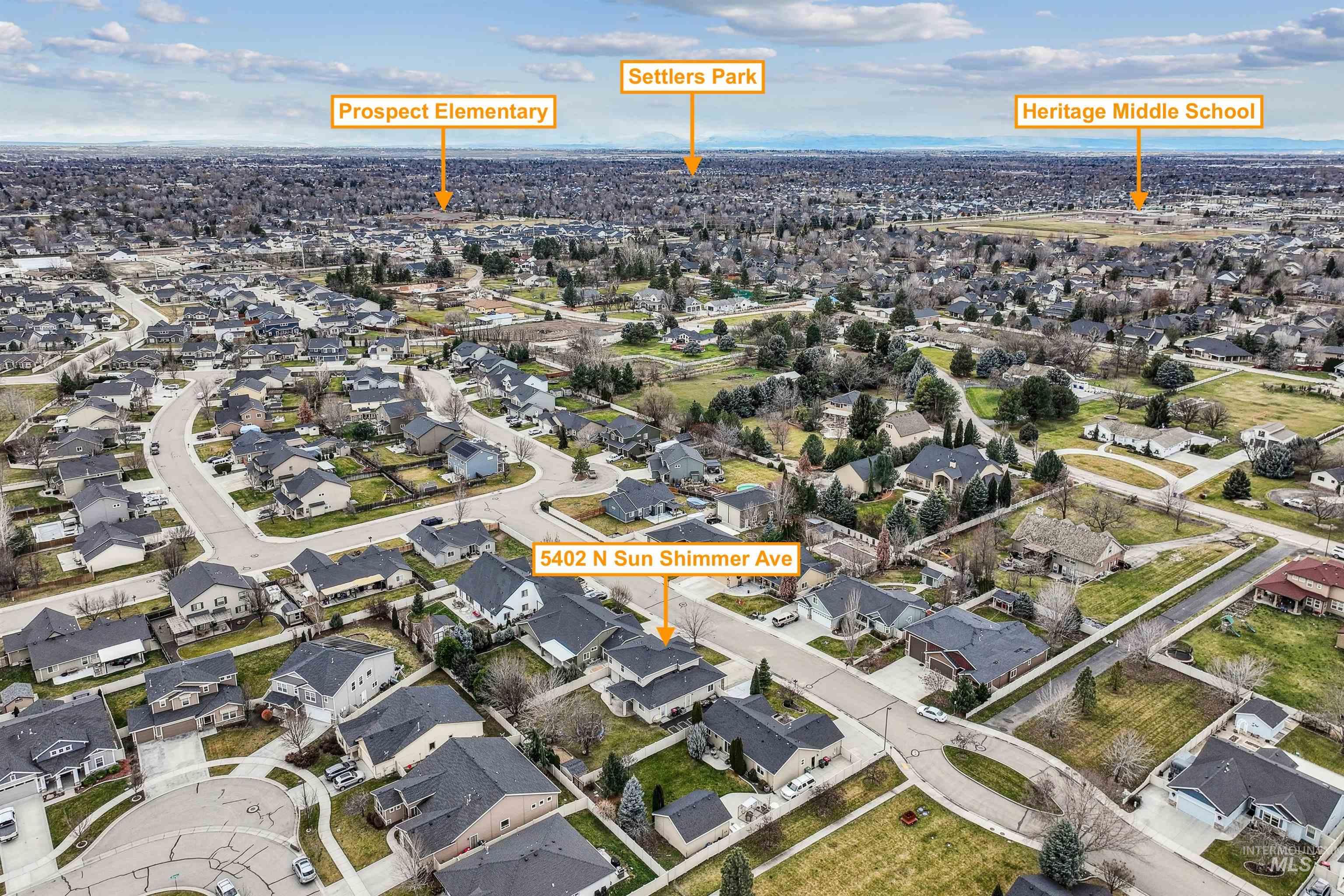 5402 N Sun Shimmer Ave., Meridian, Idaho 83646, 4 Bedrooms, 2.5 Bathrooms, Residential For Sale, Price $589,900,MLS 98971247