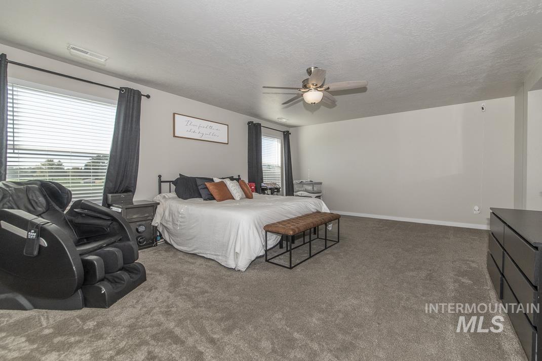 16899 N Lowerfield Loop, Nampa, Idaho 83687, 4 Bedrooms, 2.5 Bathrooms, Residential For Sale, Price $559,000, 98971248