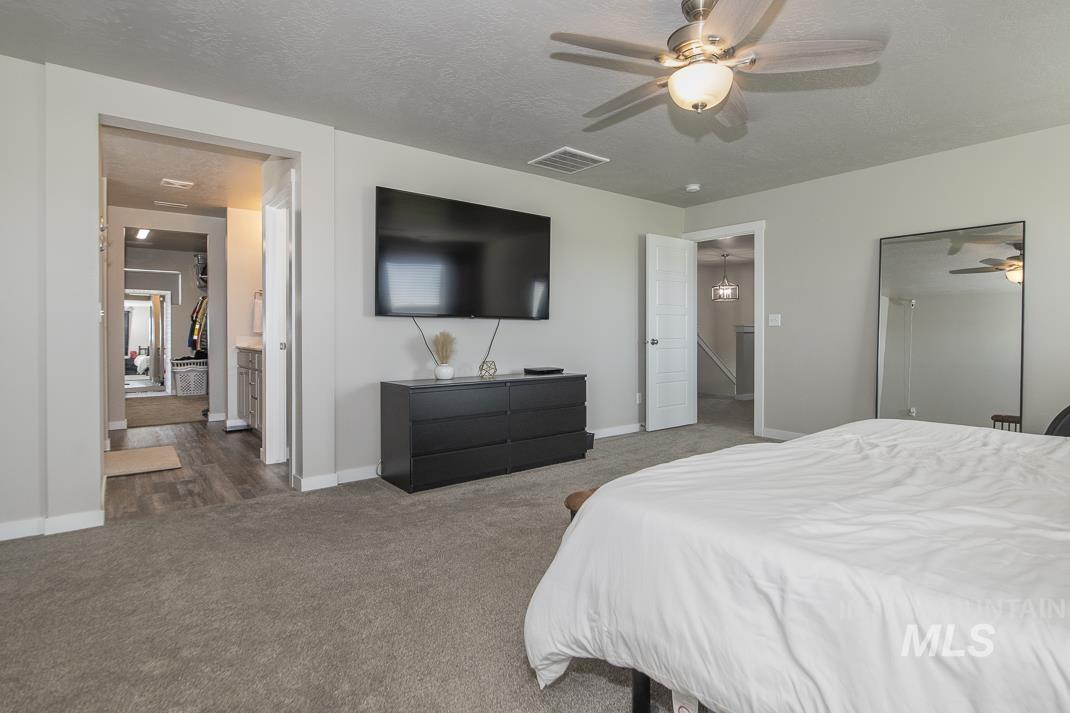 16899 N Lowerfield Loop, Nampa, Idaho 83687, 4 Bedrooms, 2.5 Bathrooms, Residential For Sale, Price $559,000, 98971248