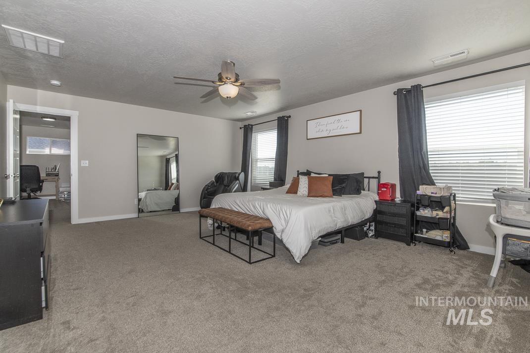 16899 N Lowerfield Loop, Nampa, Idaho 83687, 4 Bedrooms, 2.5 Bathrooms, Residential For Sale, Price $559,000, 98971248