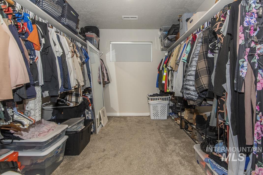 16899 N Lowerfield Loop, Nampa, Idaho 83687, 4 Bedrooms, 2.5 Bathrooms, Residential For Sale, Price $559,000, 98971248