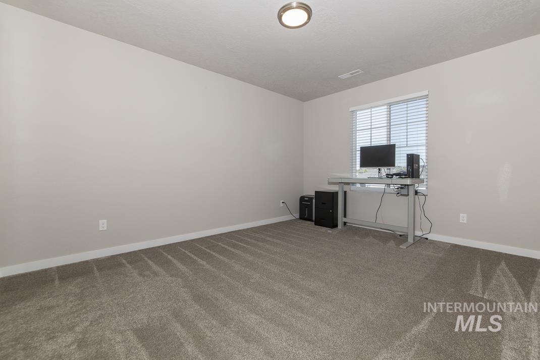 16899 N Lowerfield Loop, Nampa, Idaho 83687, 4 Bedrooms, 2.5 Bathrooms, Residential For Sale, Price $559,000, 98971248