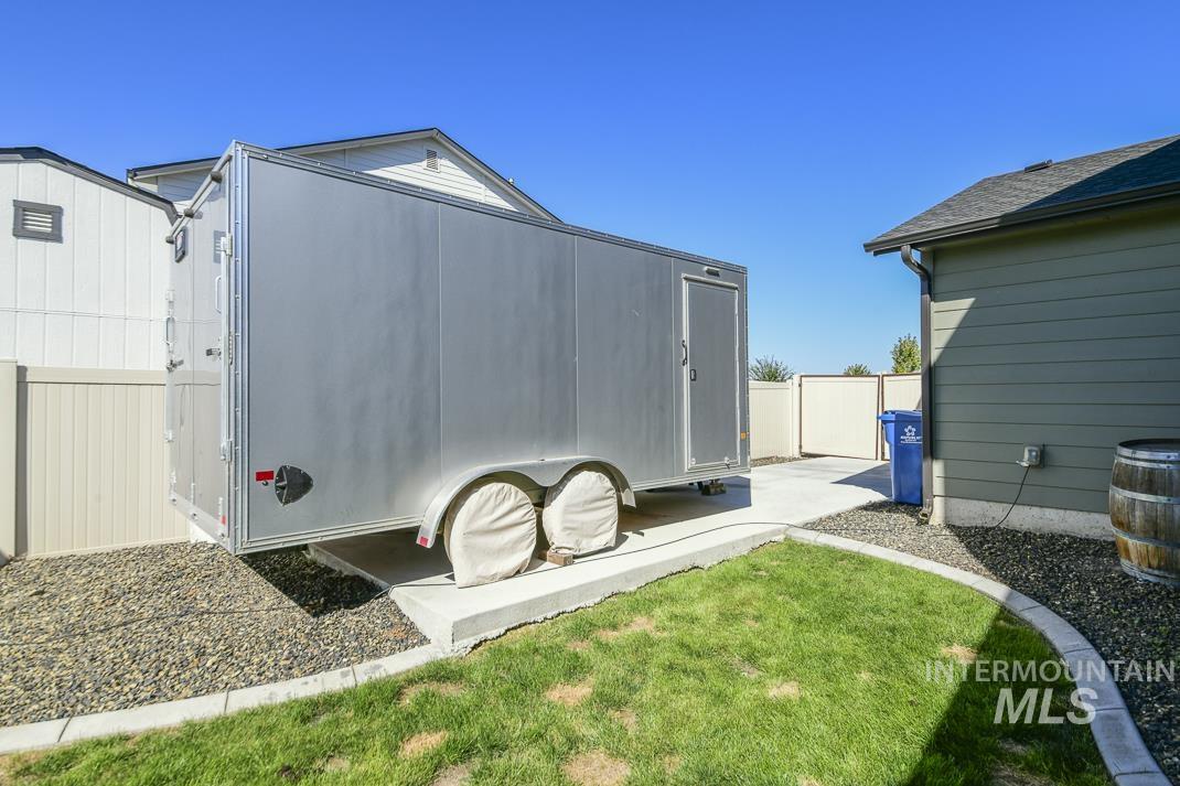 16899 N Lowerfield Loop, Nampa, Idaho 83687, 4 Bedrooms, 2.5 Bathrooms, Residential For Sale, Price $559,000, 98971248