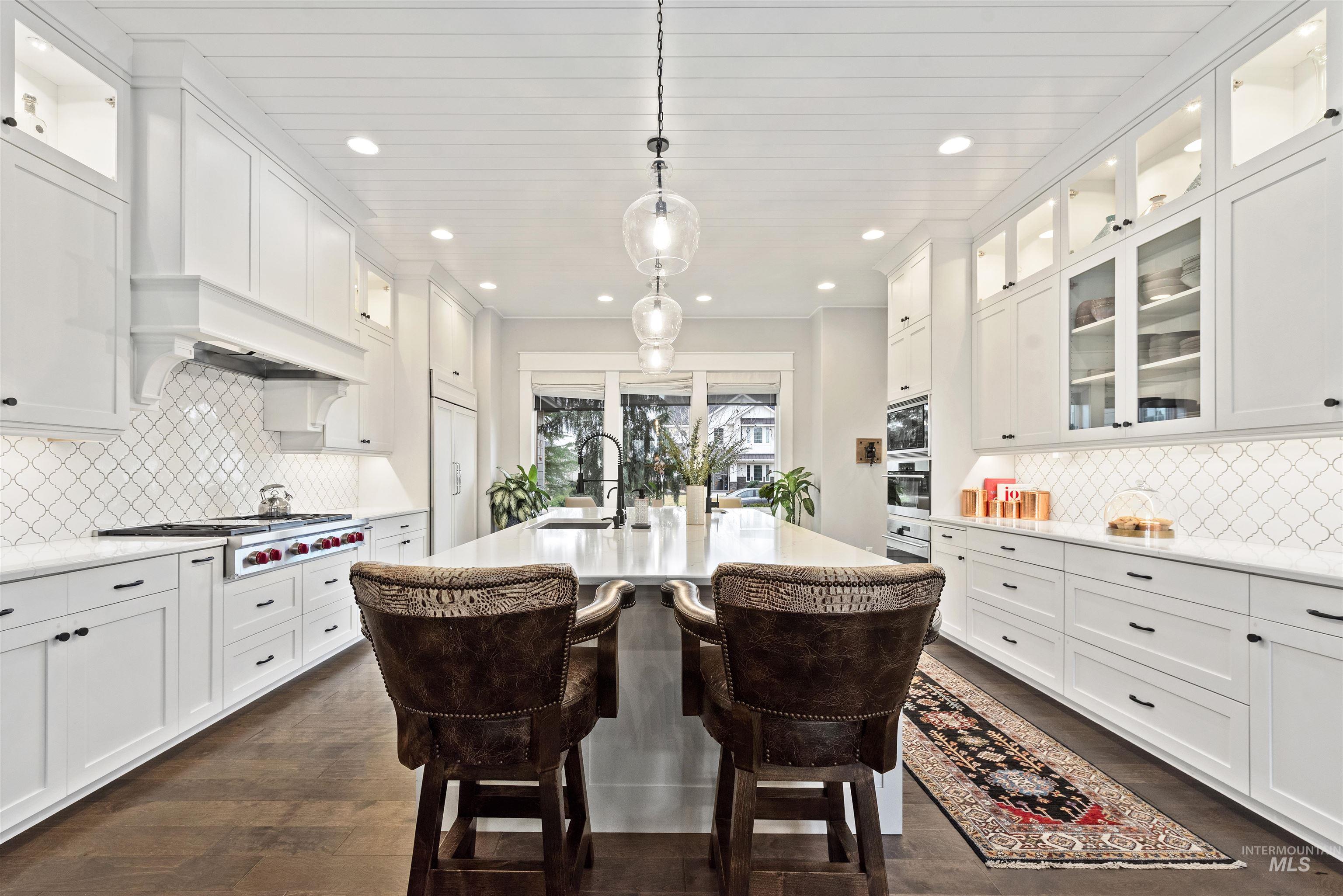 900 S Brentbrook Ln, Eagle, Idaho 83616, 4 Bedrooms, 4.5 Bathrooms, Residential For Sale, Price $2,448,000,MLS 98971252