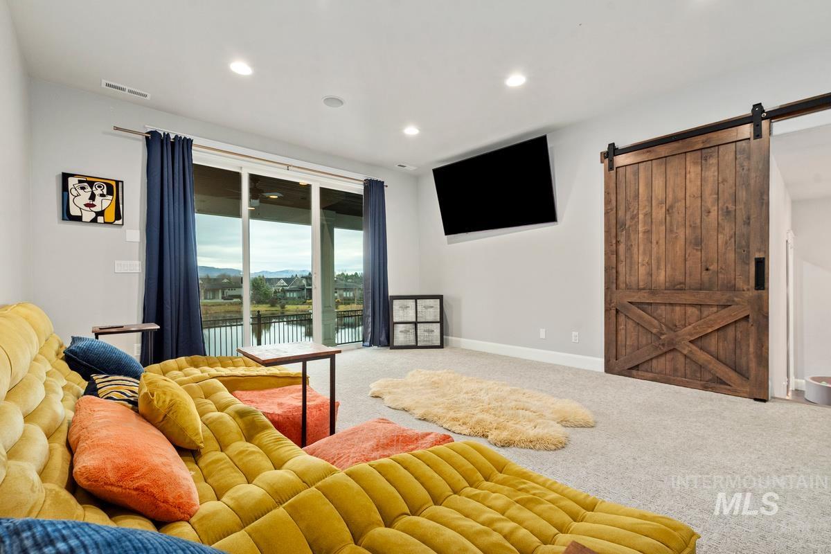 900 S Brentbrook Ln, Eagle, Idaho 83616, 4 Bedrooms, 4.5 Bathrooms, Residential For Sale, Price $2,448,000,MLS 98971252